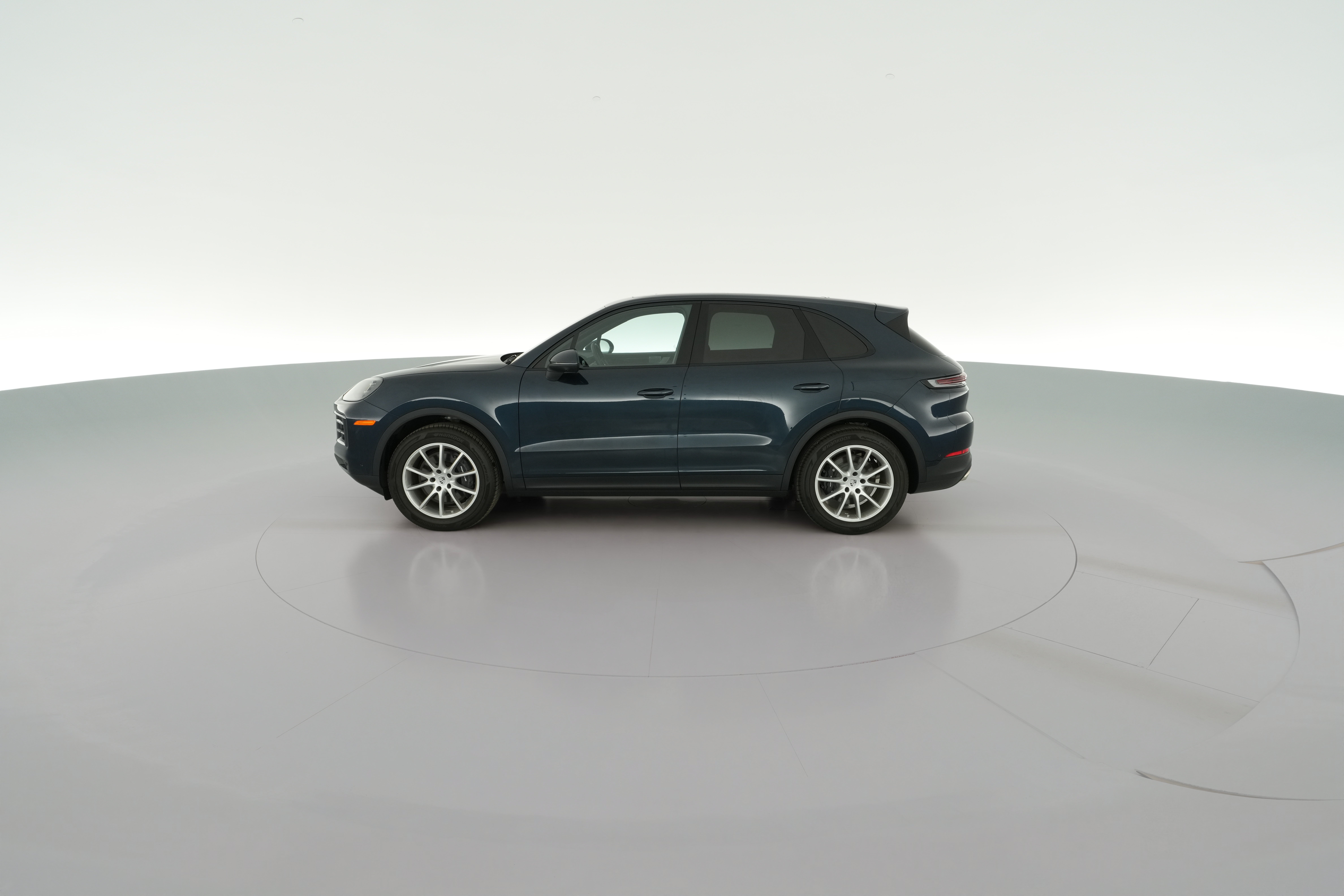 2025 Porsche Cayenne Base - Photo 29
