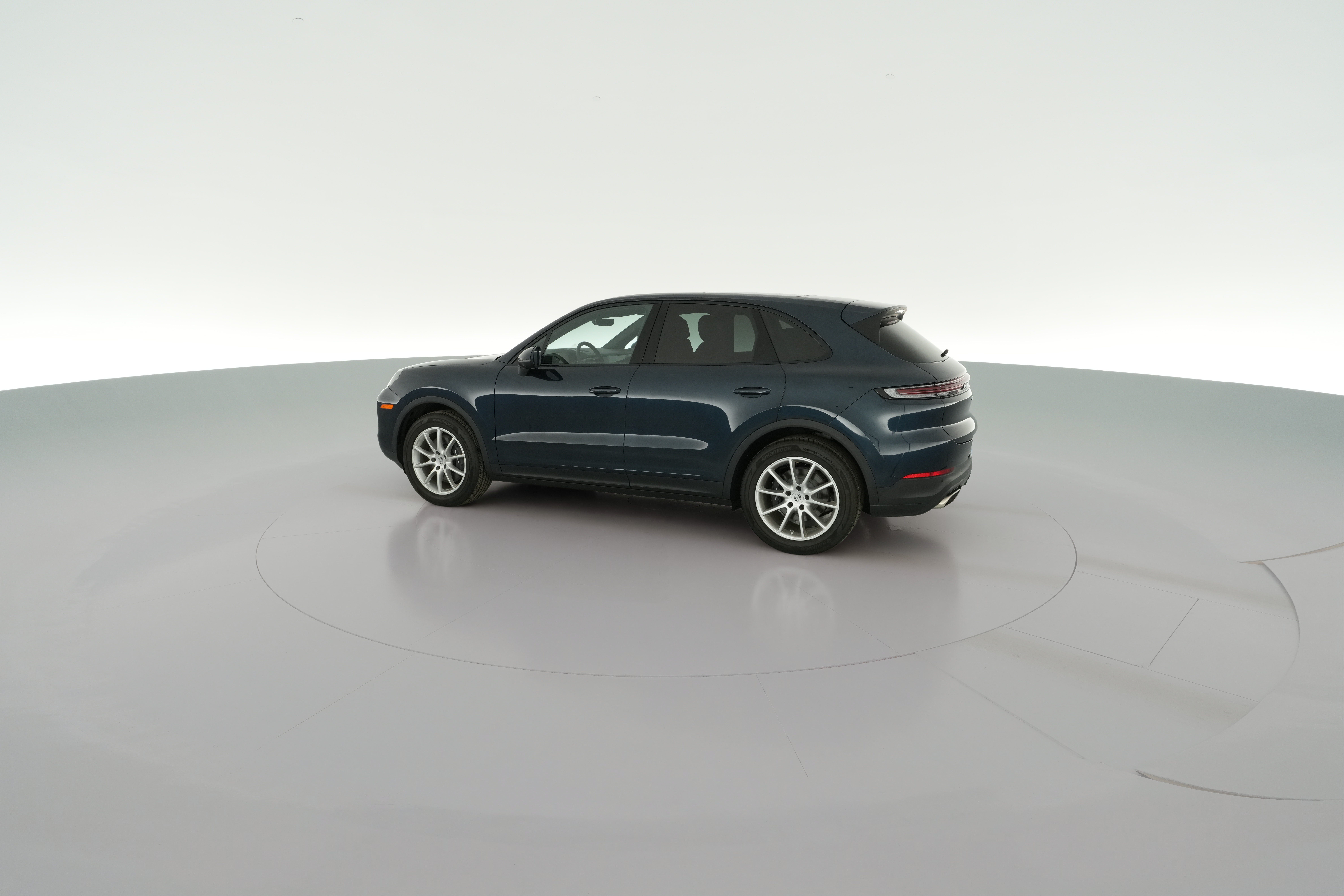 2025 Porsche Cayenne Base - Photo 30
