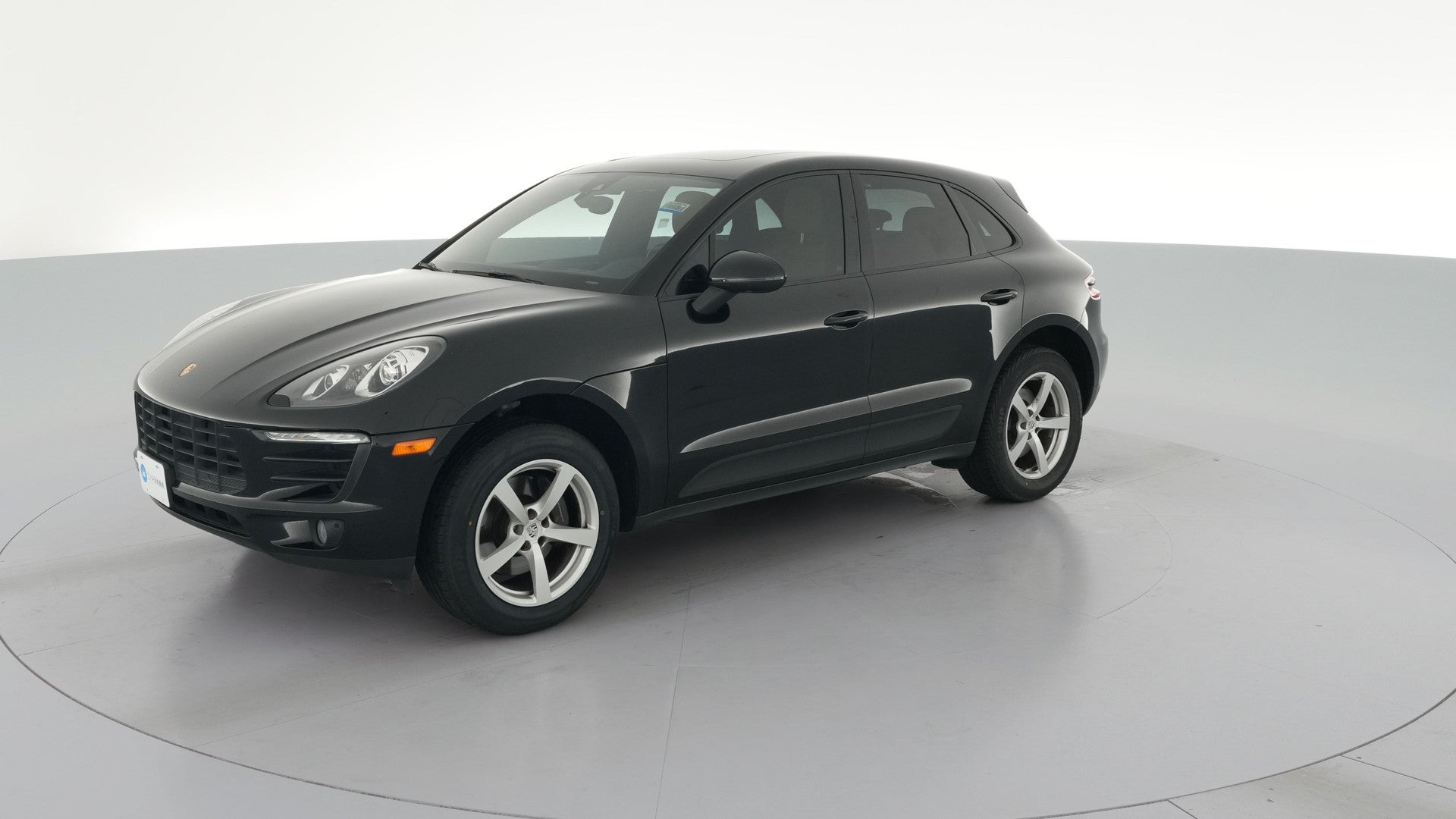 2018 Porsche Macan vehicle photo