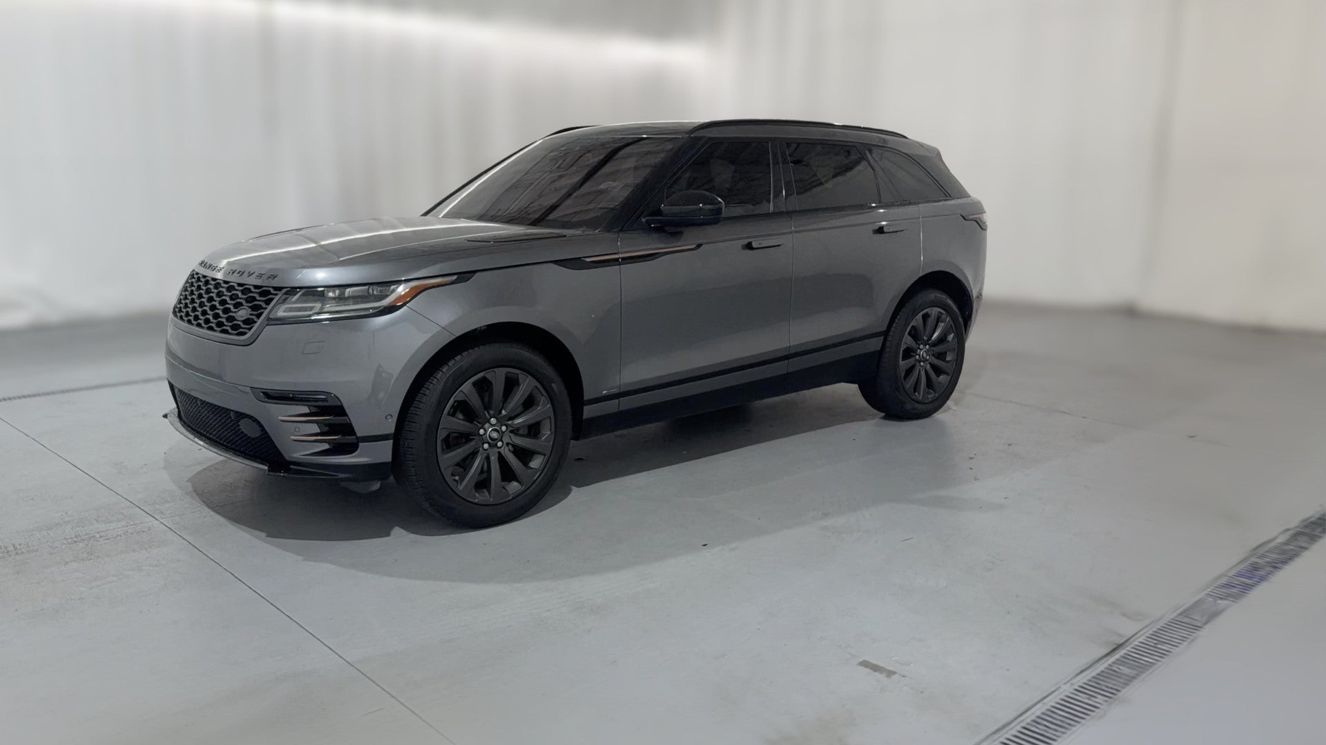 2019 Land Rover Range Rover Velar vehicle photo