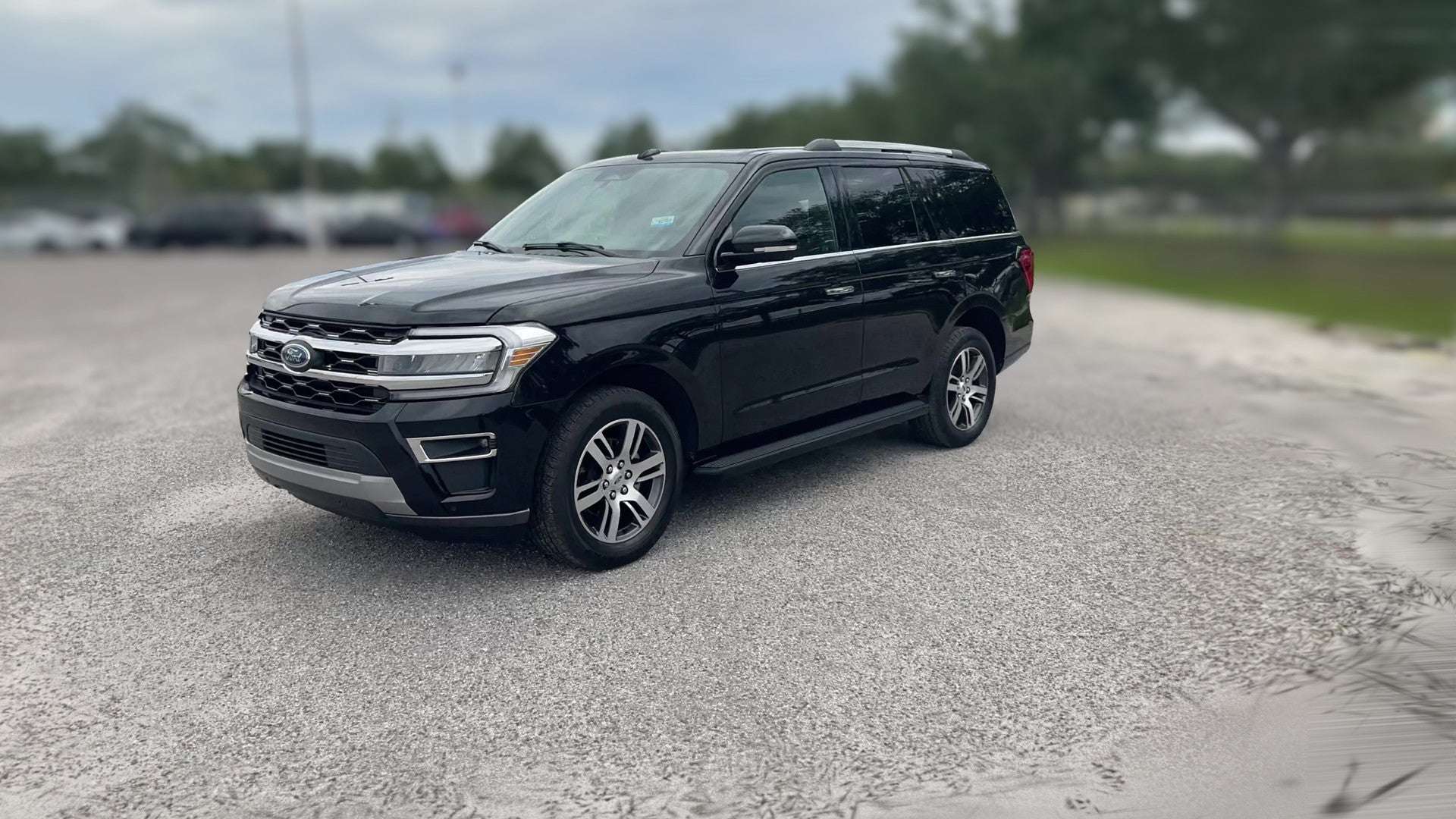 2024 Ford Expedition vehicle photo