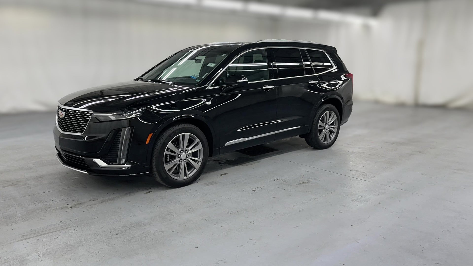 2025 Cadillac XT6 vehicle photo