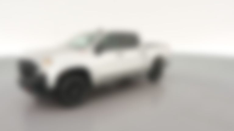 2020 Chevrolet Silverado 1500 Crew Cab vehicle photo