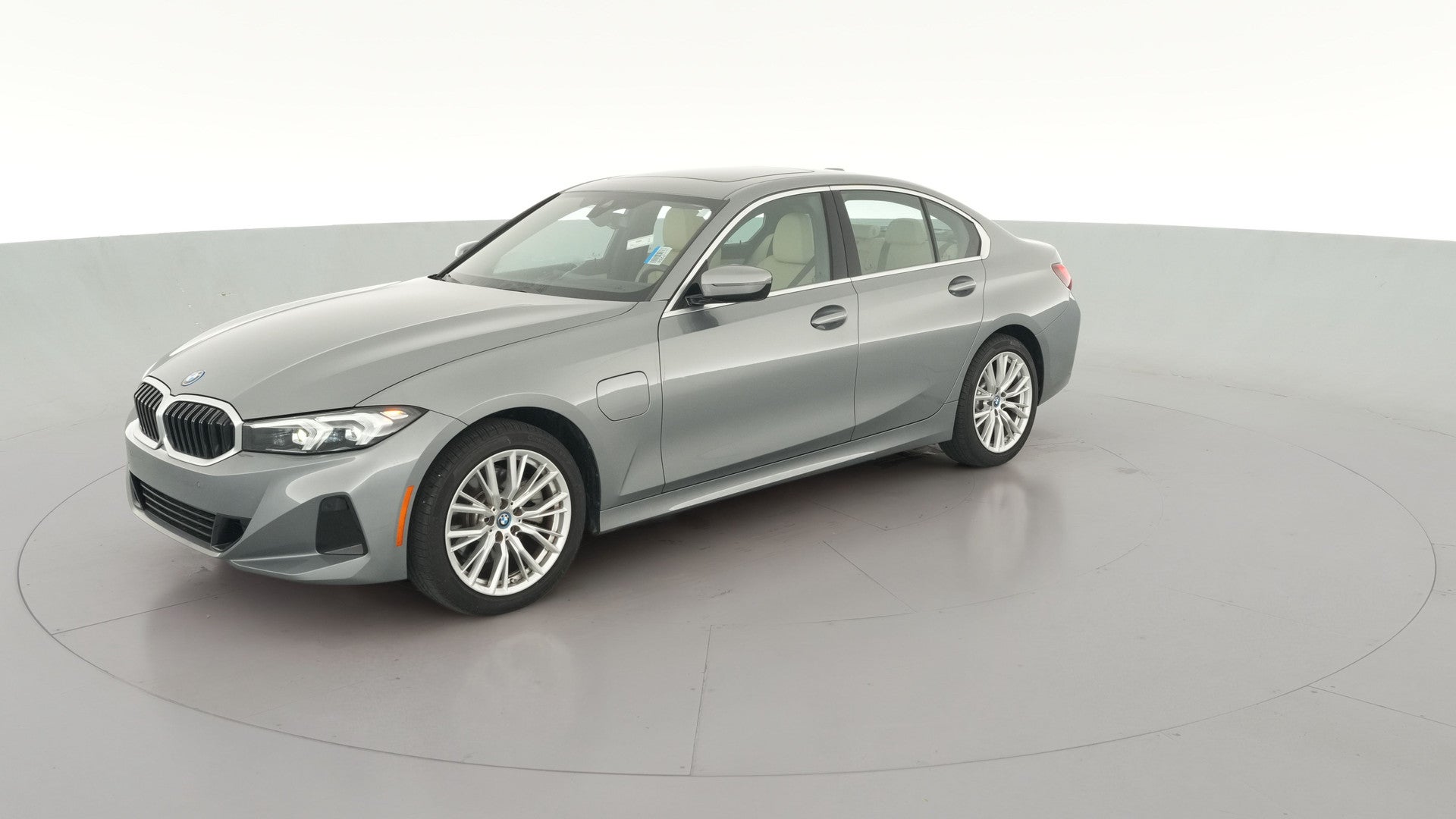 2024 BMW 3 Series vehicle photo