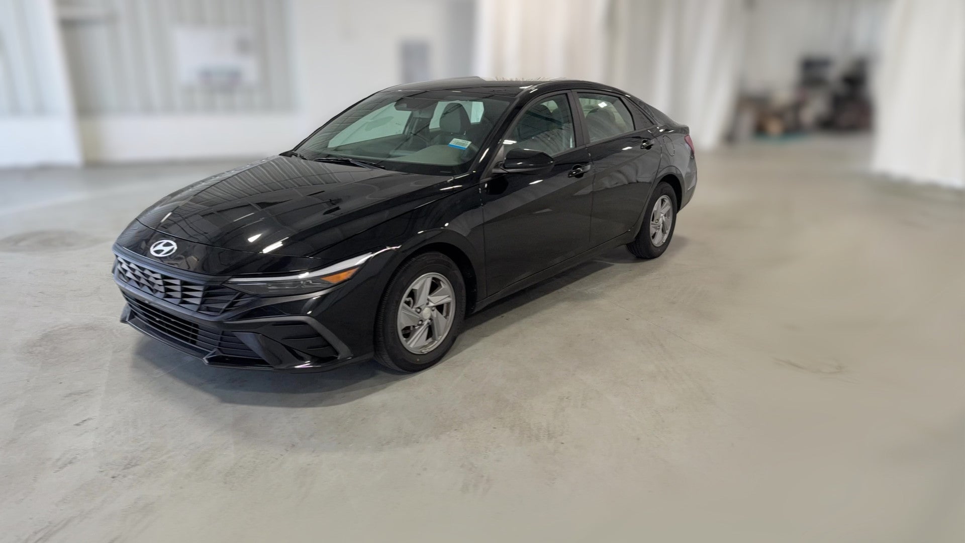 2024 Hyundai Elantra vehicle photo