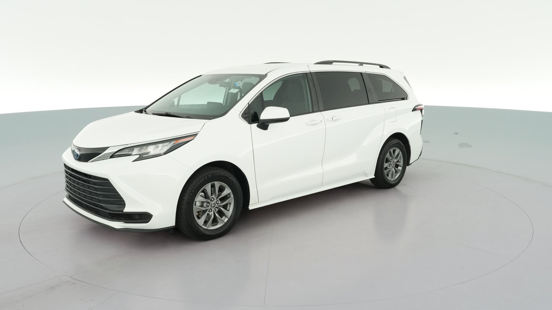 2022 Toyota Sienna vehicle photo