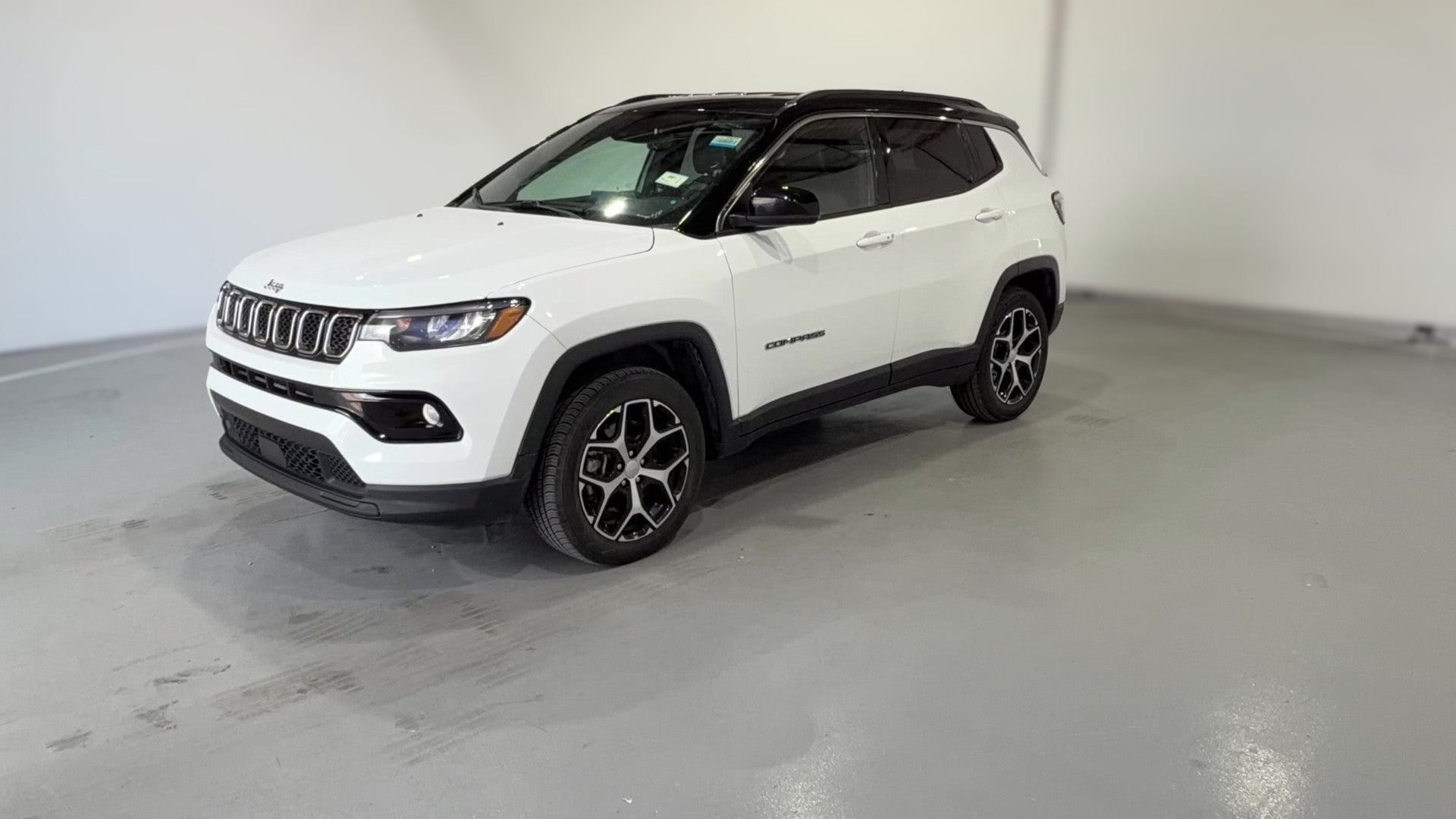 2024 Jeep Compass vehicle photo