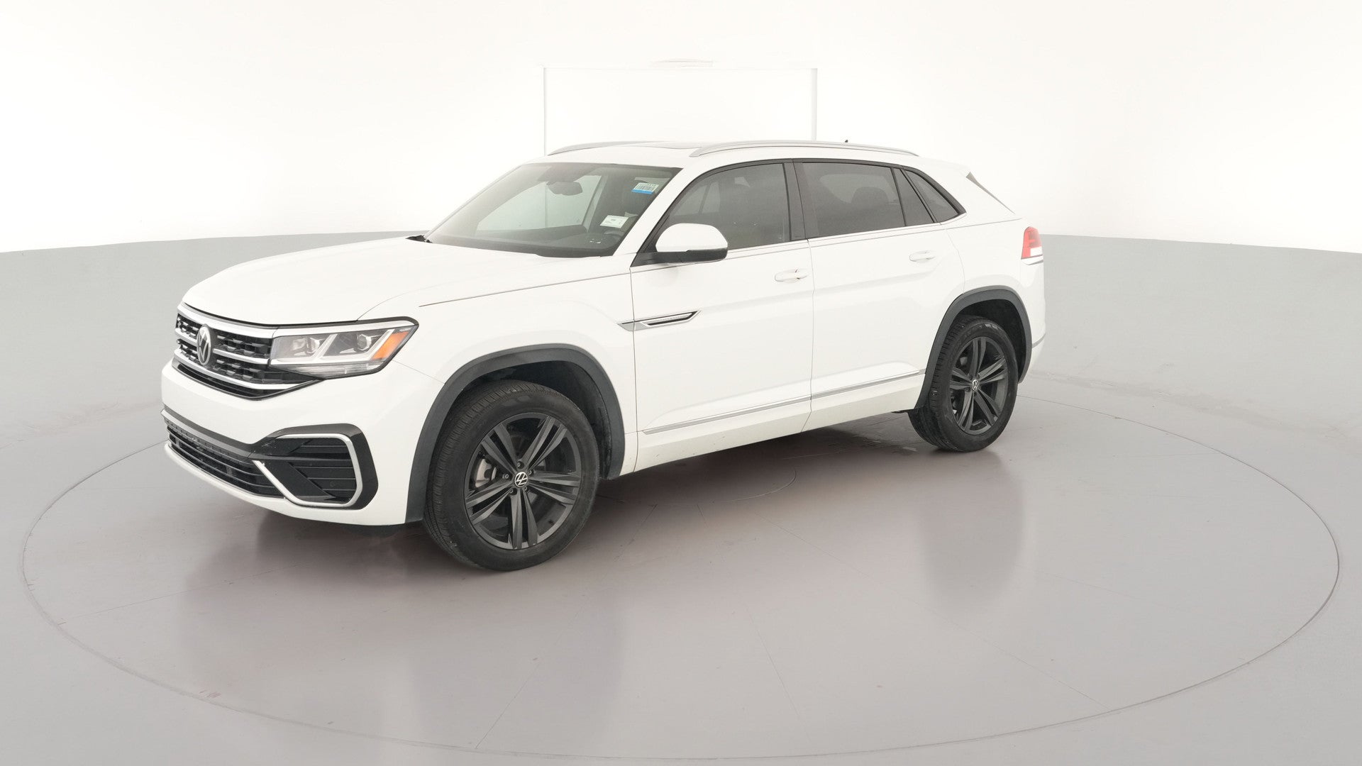 2021 Volkswagen Atlas Cross Sport vehicle photo