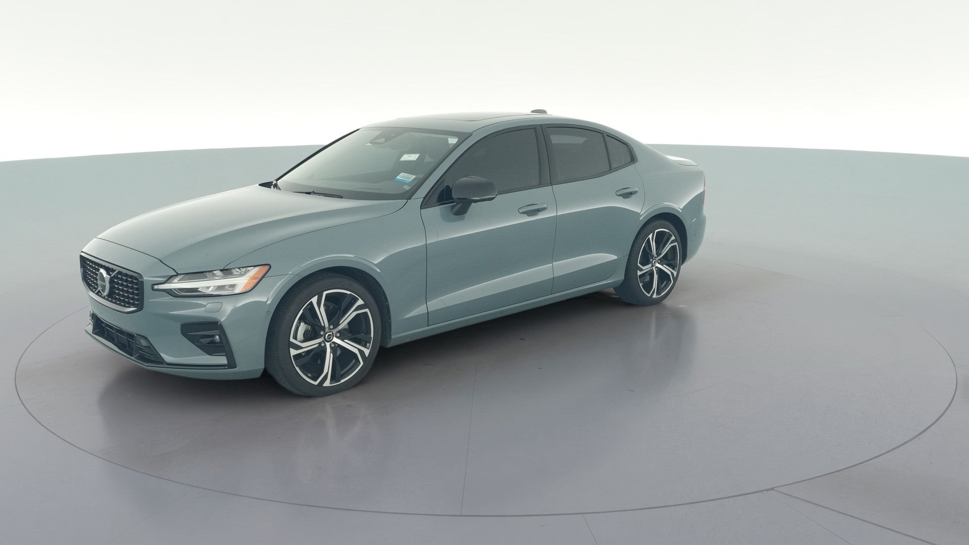 2024 Volvo S60 vehicle photo