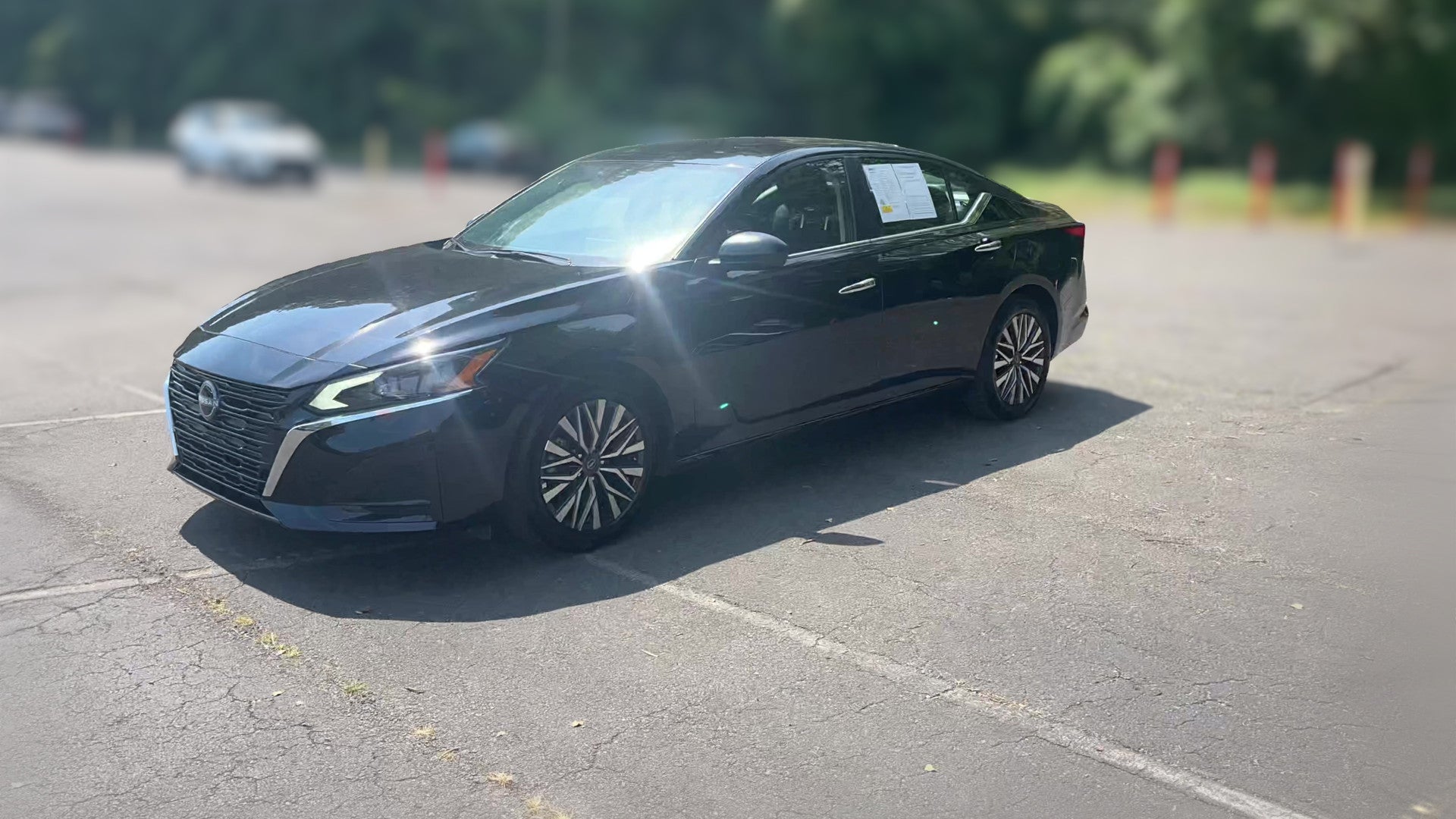 2025 Nissan Altima vehicle photo