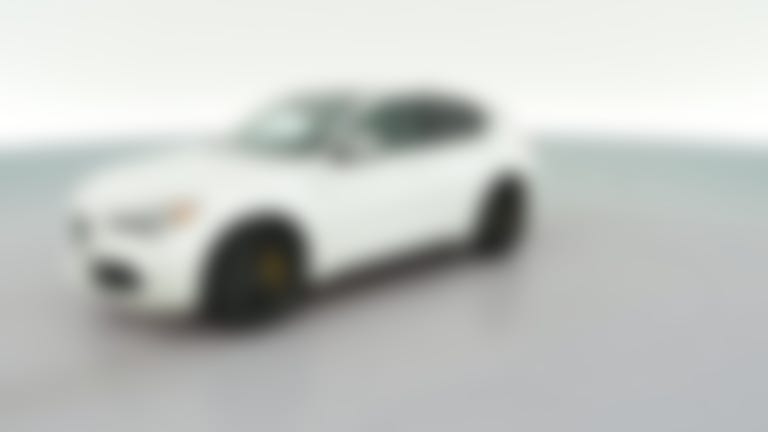2019 Alfa Romeo Stelvio vehicle photo