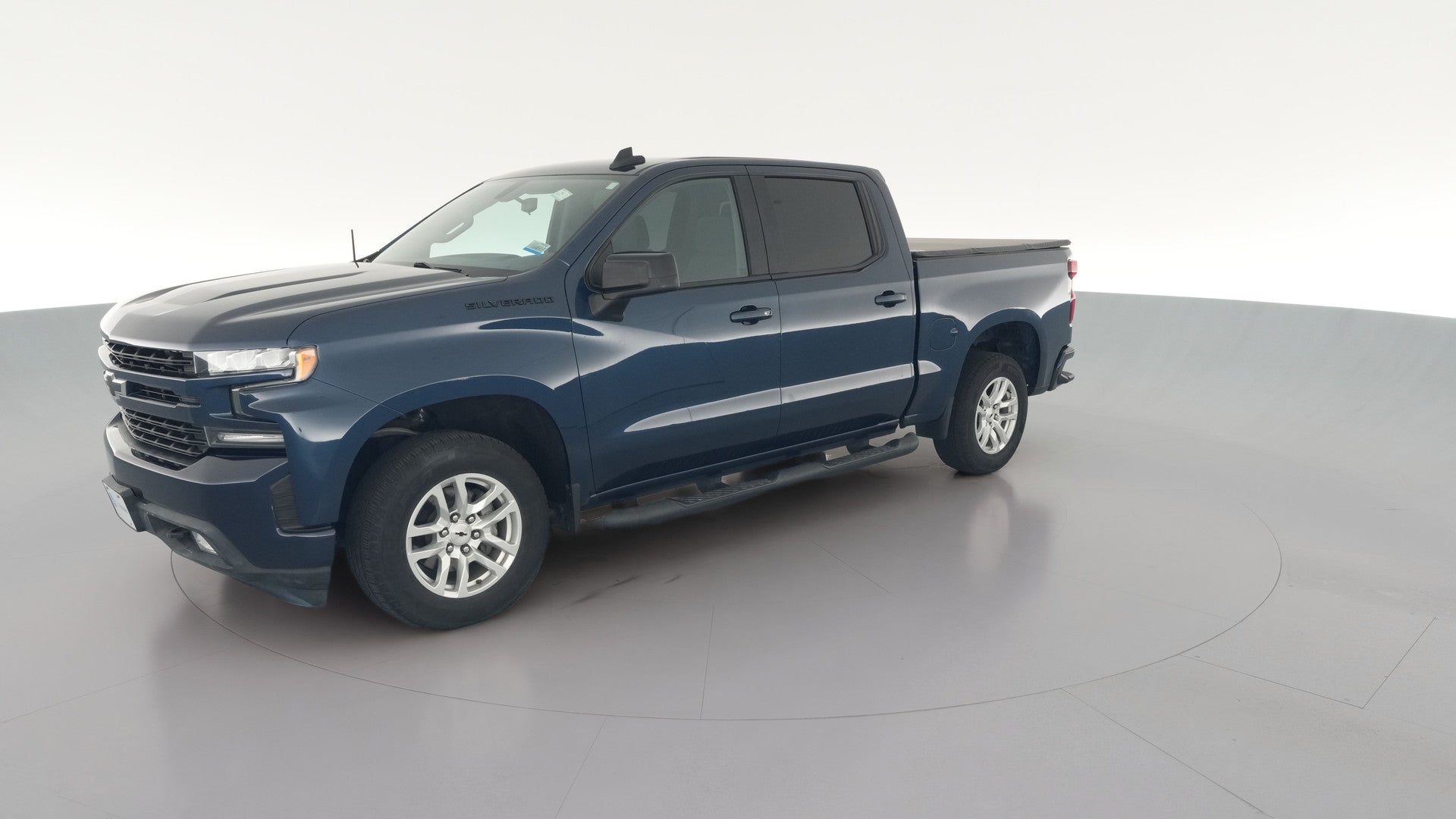 2020 Chevrolet Silverado 1500 Crew Cab vehicle photo