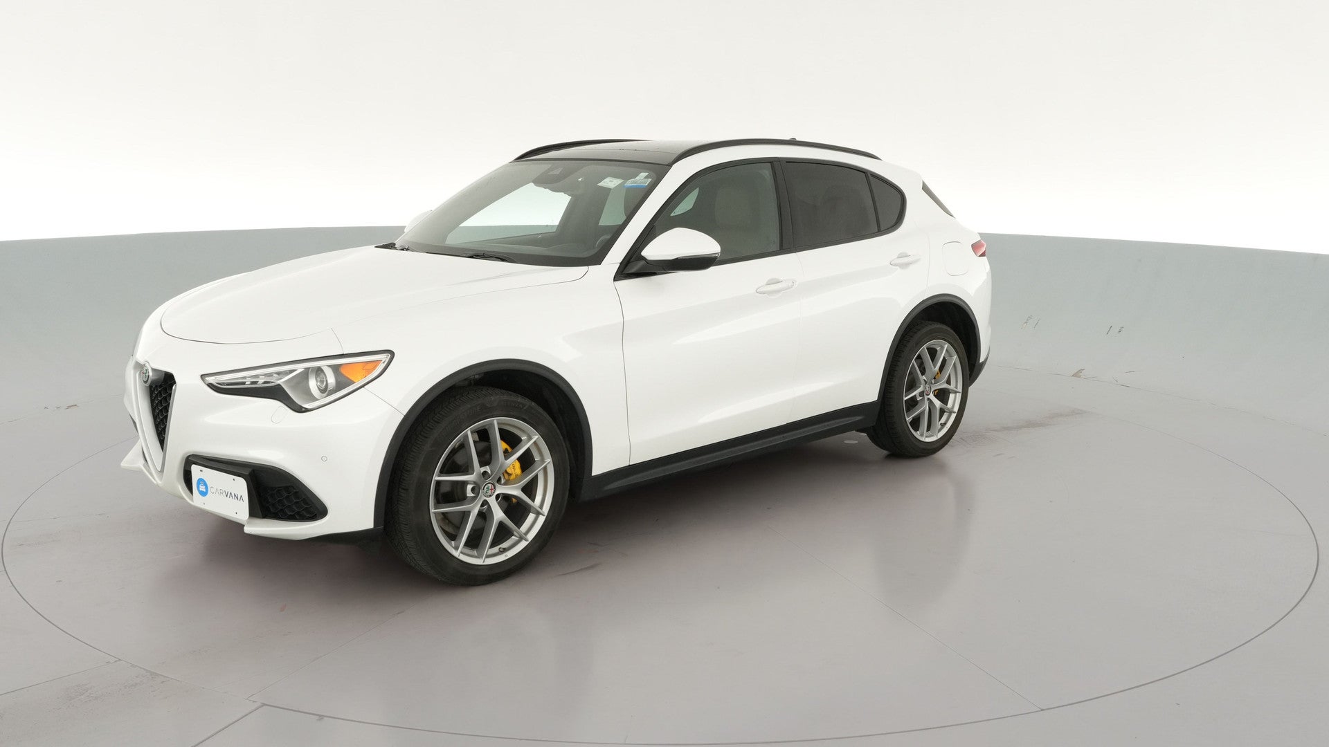 2018 Alfa Romeo Stelvio vehicle photo