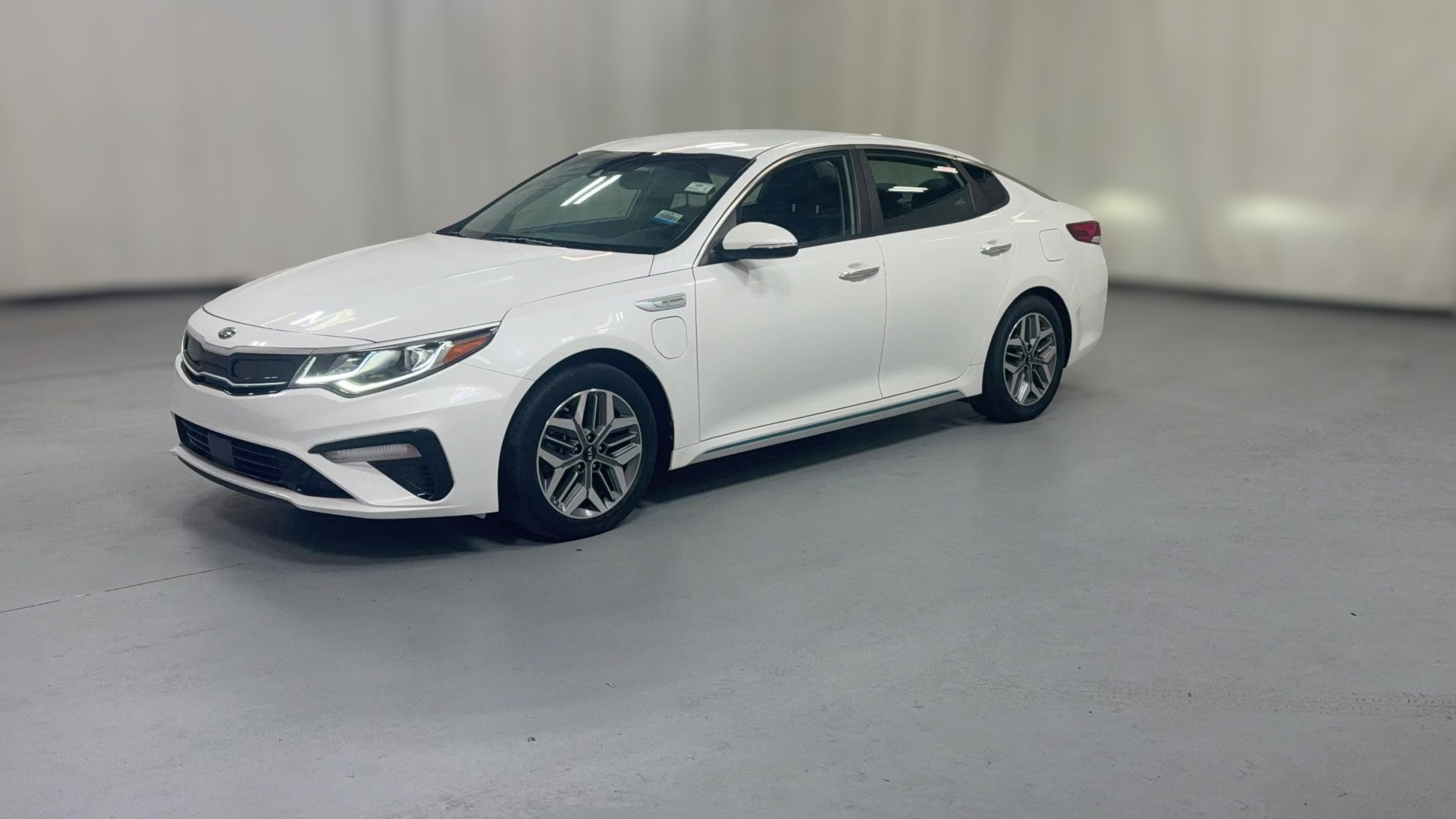 2020 Kia Optima Plug-in Hybrid vehicle photo