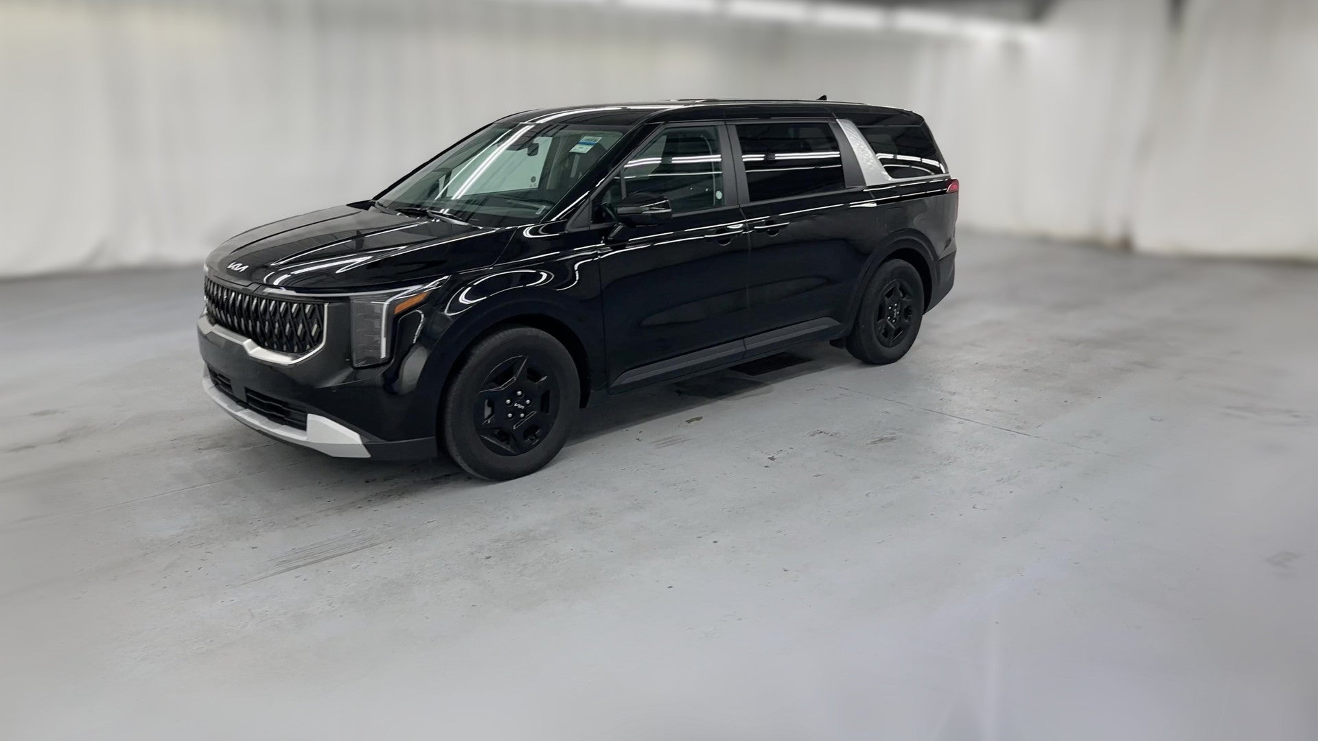 2025 Kia Carnival vehicle photo