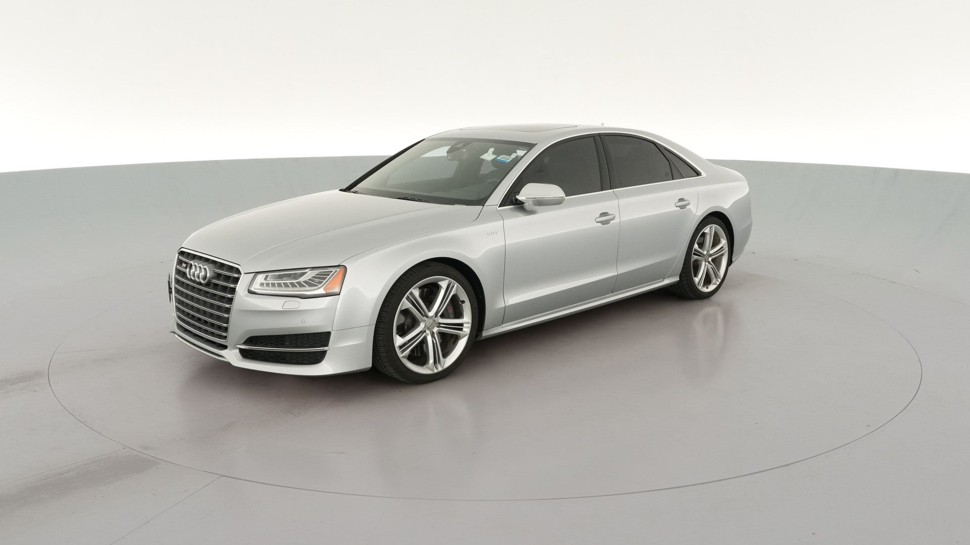 2015 Audi S8 vehicle photo