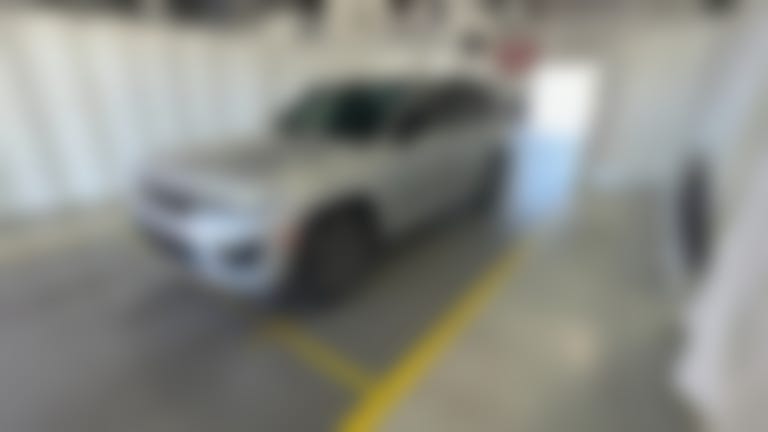 2022 Jeep Grand Cherokee 4xe vehicle photo