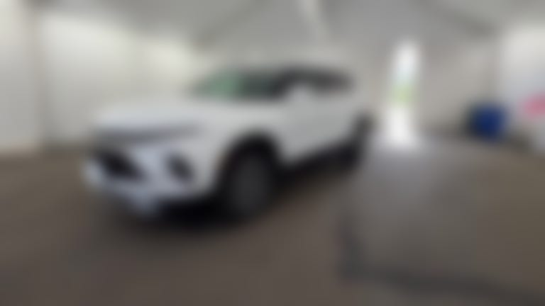 2025 Chevrolet Blazer vehicle photo