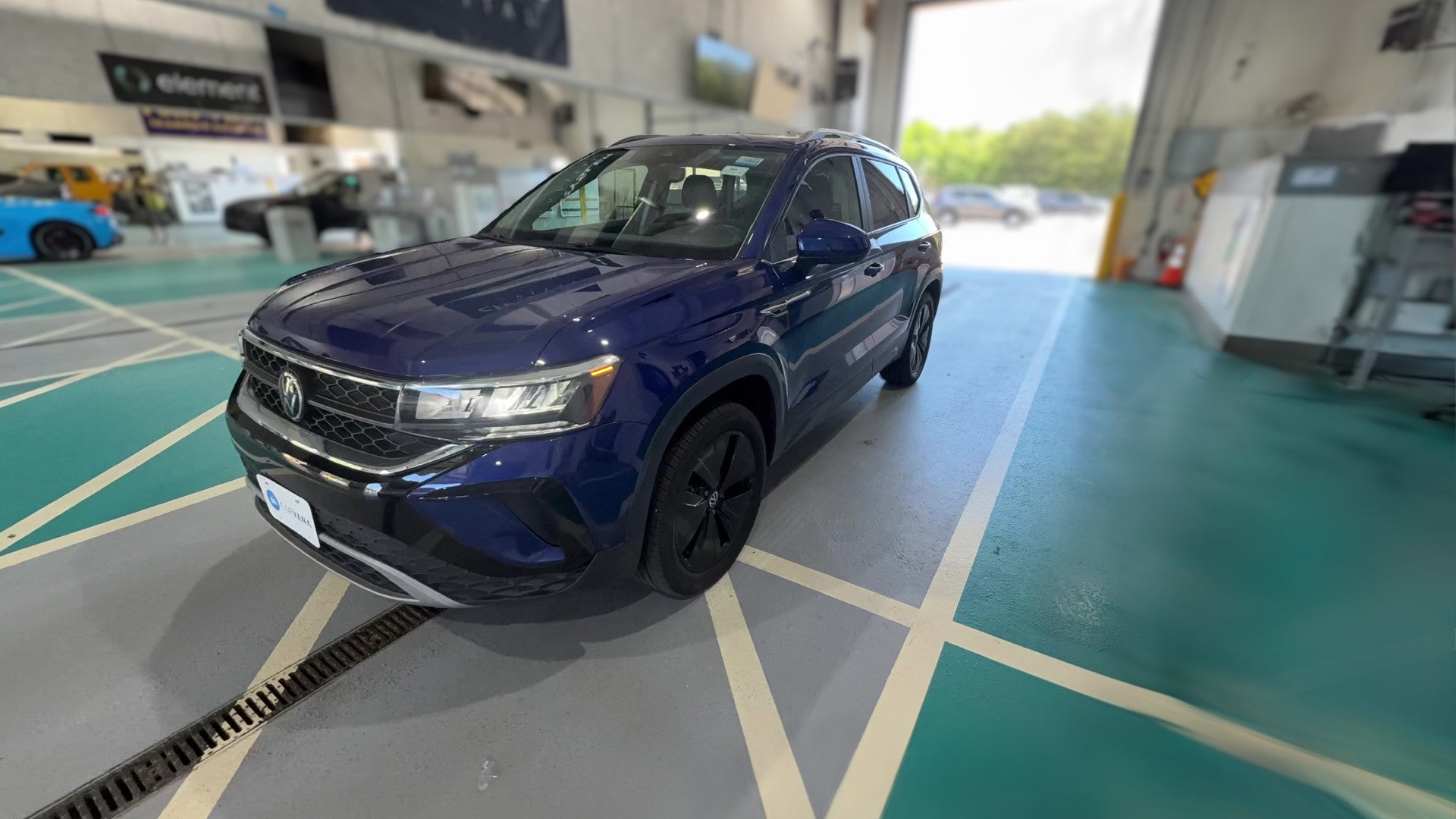 2023 Volkswagen Taos vehicle photo