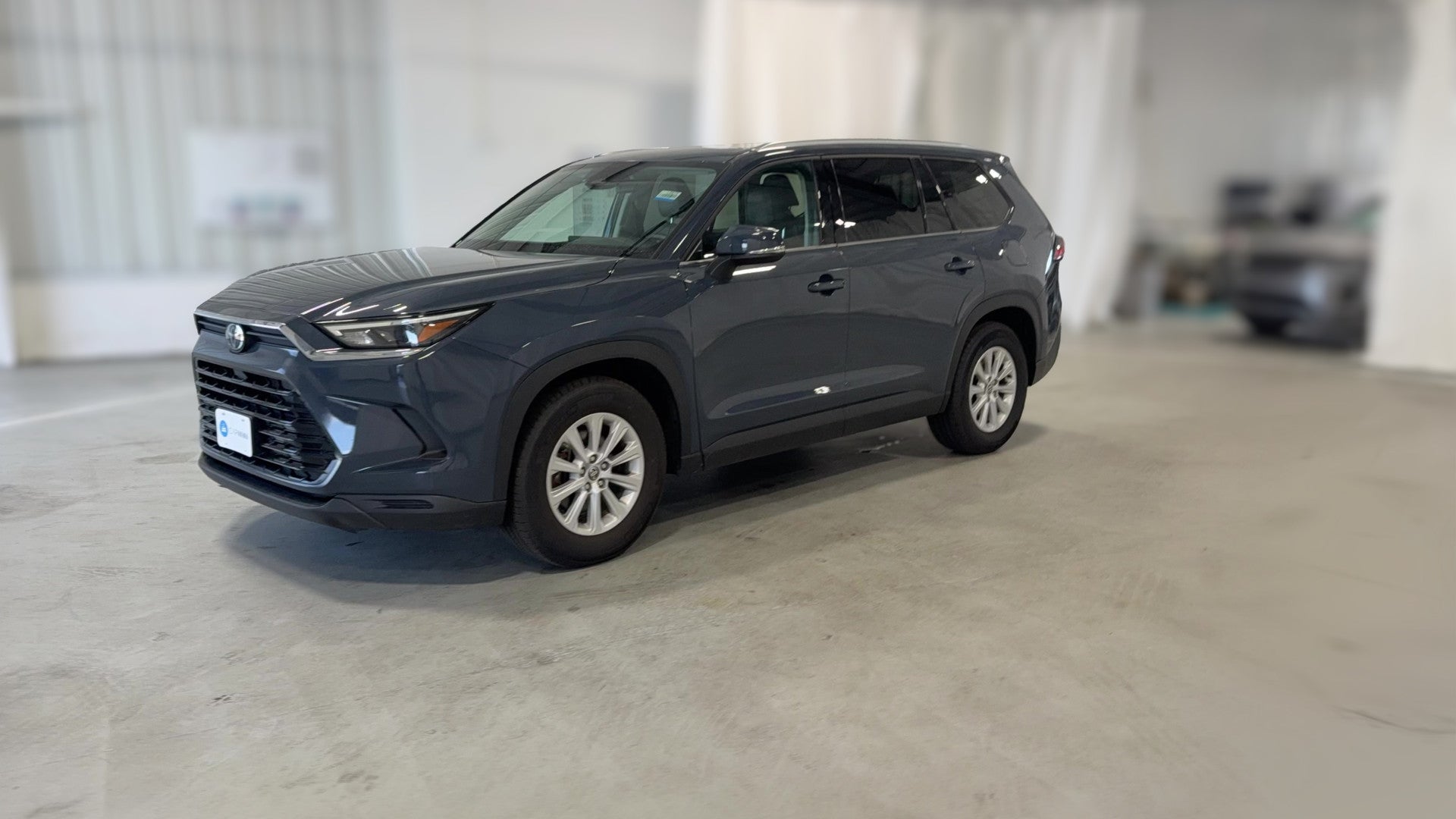 2025 Toyota Grand Highlander vehicle photo
