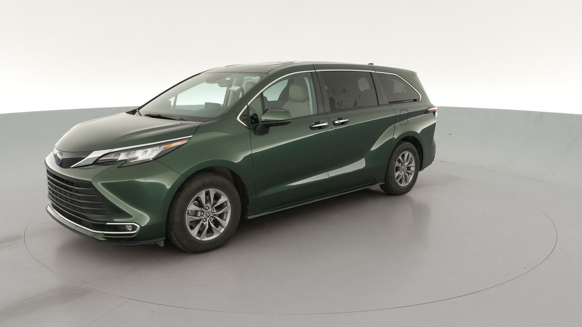 2023 Toyota Sienna vehicle photo