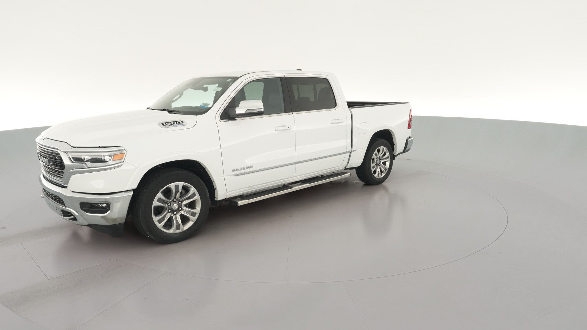2024 Ram 1500 Crew Cab vehicle photo