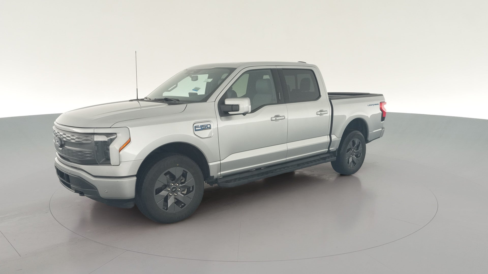 2024 Ford F150 Lightning vehicle photo