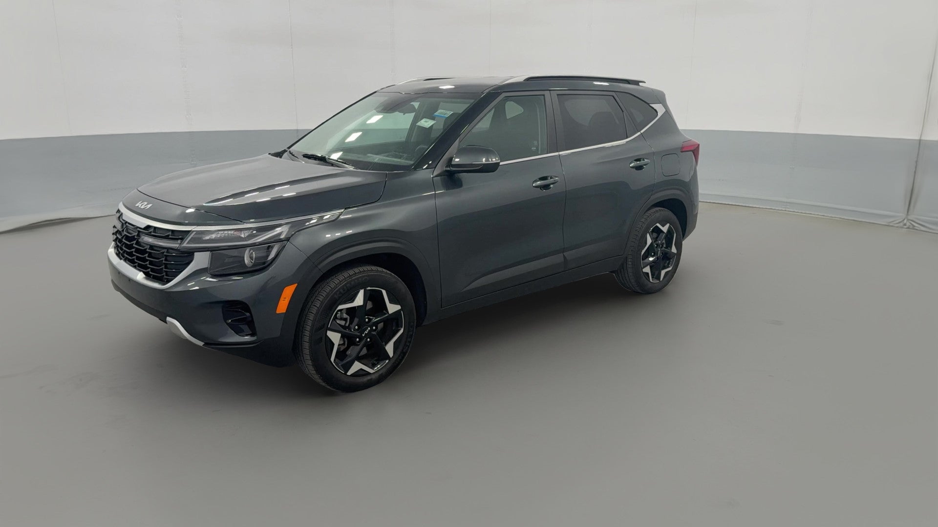 2025 Kia Seltos vehicle photo