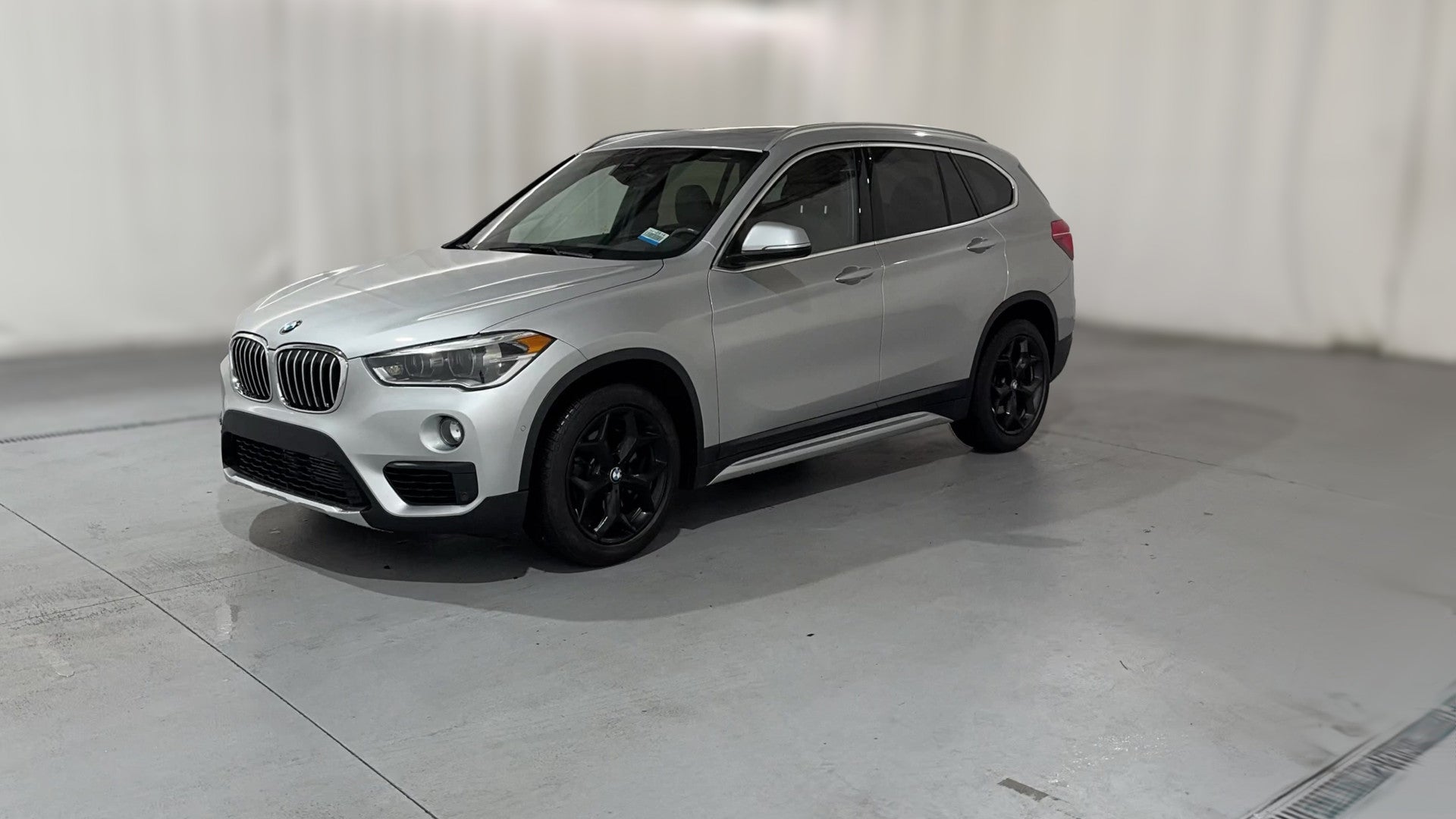 2018 BMW X1 vehicle photo