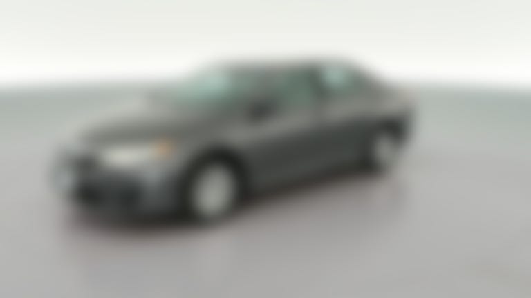 2014 Toyota Camry vehicle photo