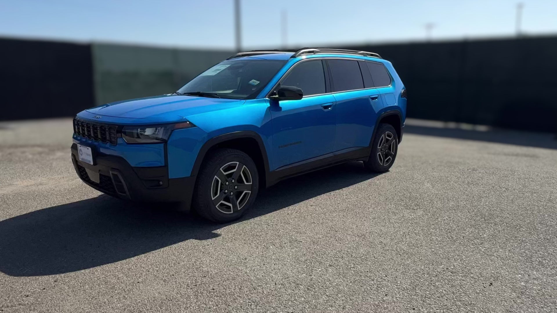 2026 Jeep Cherokee vehicle photo