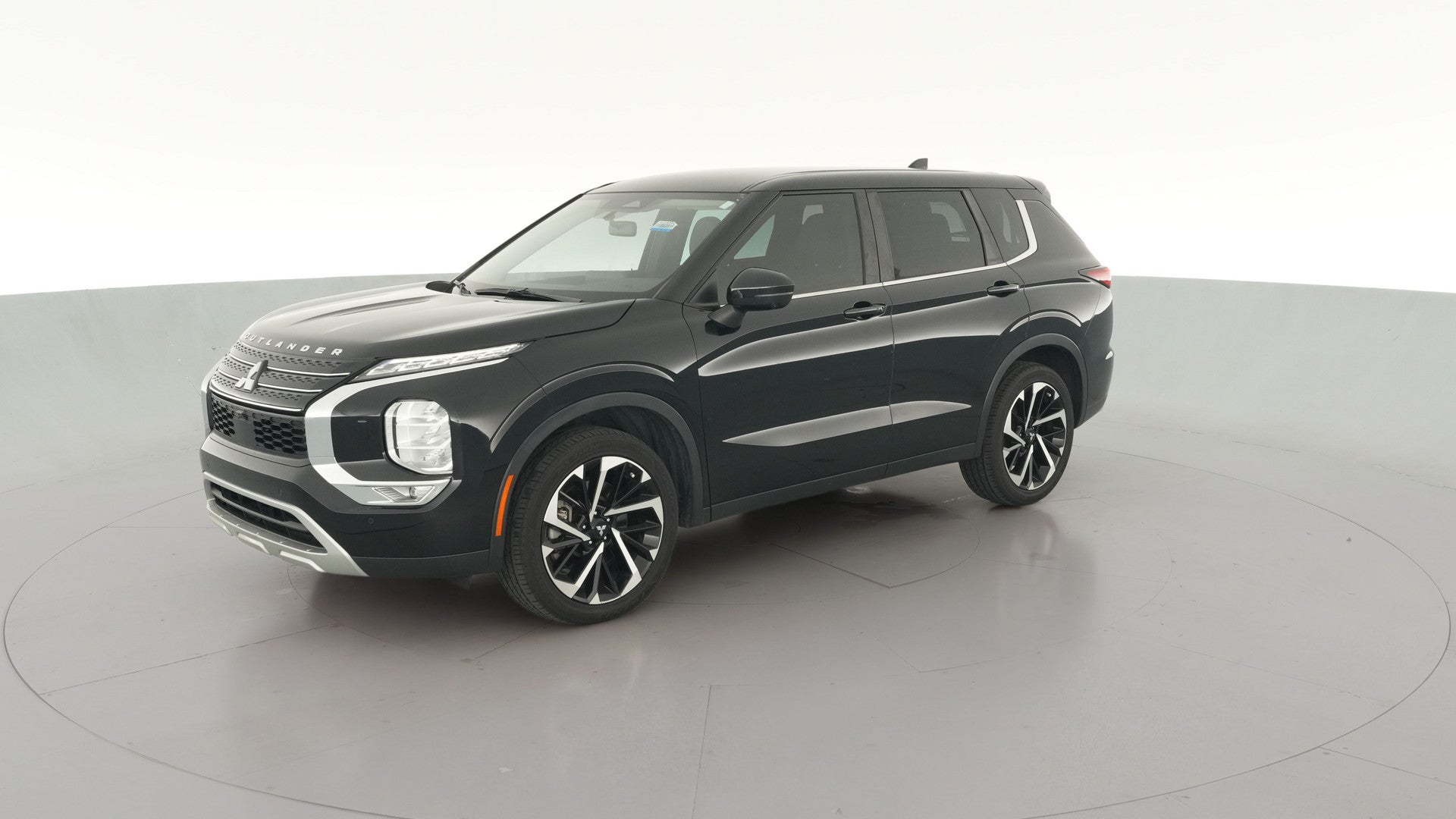 2023 Mitsubishi Outlander vehicle photo