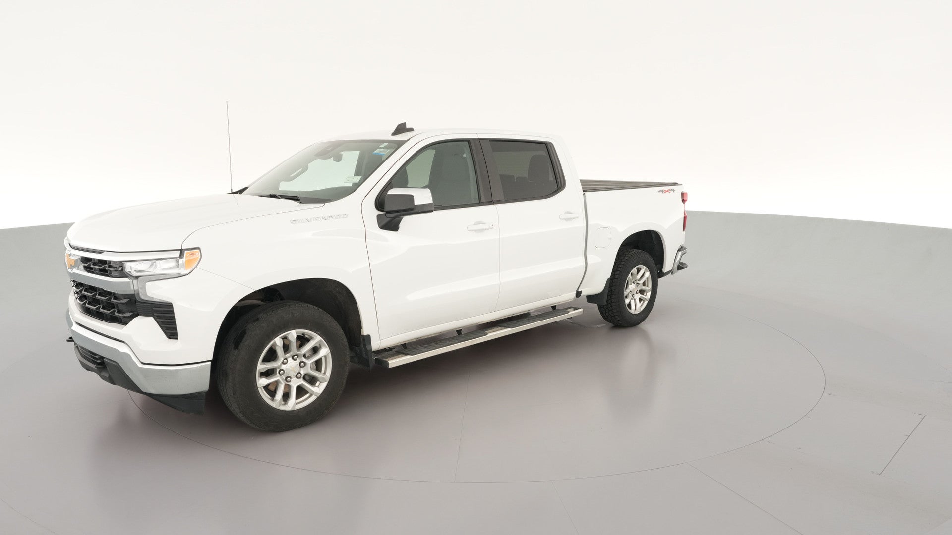2022 Chevrolet Silverado 1500 Crew Cab vehicle photo