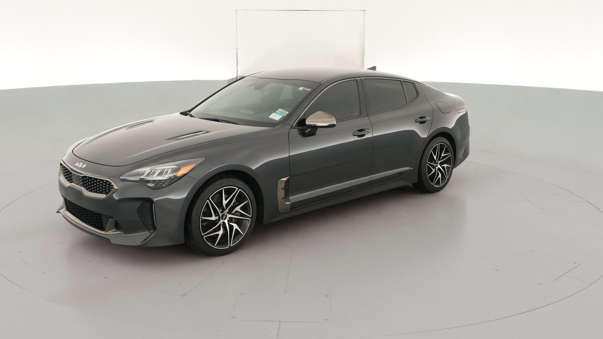 2023 Kia Stinger vehicle photo