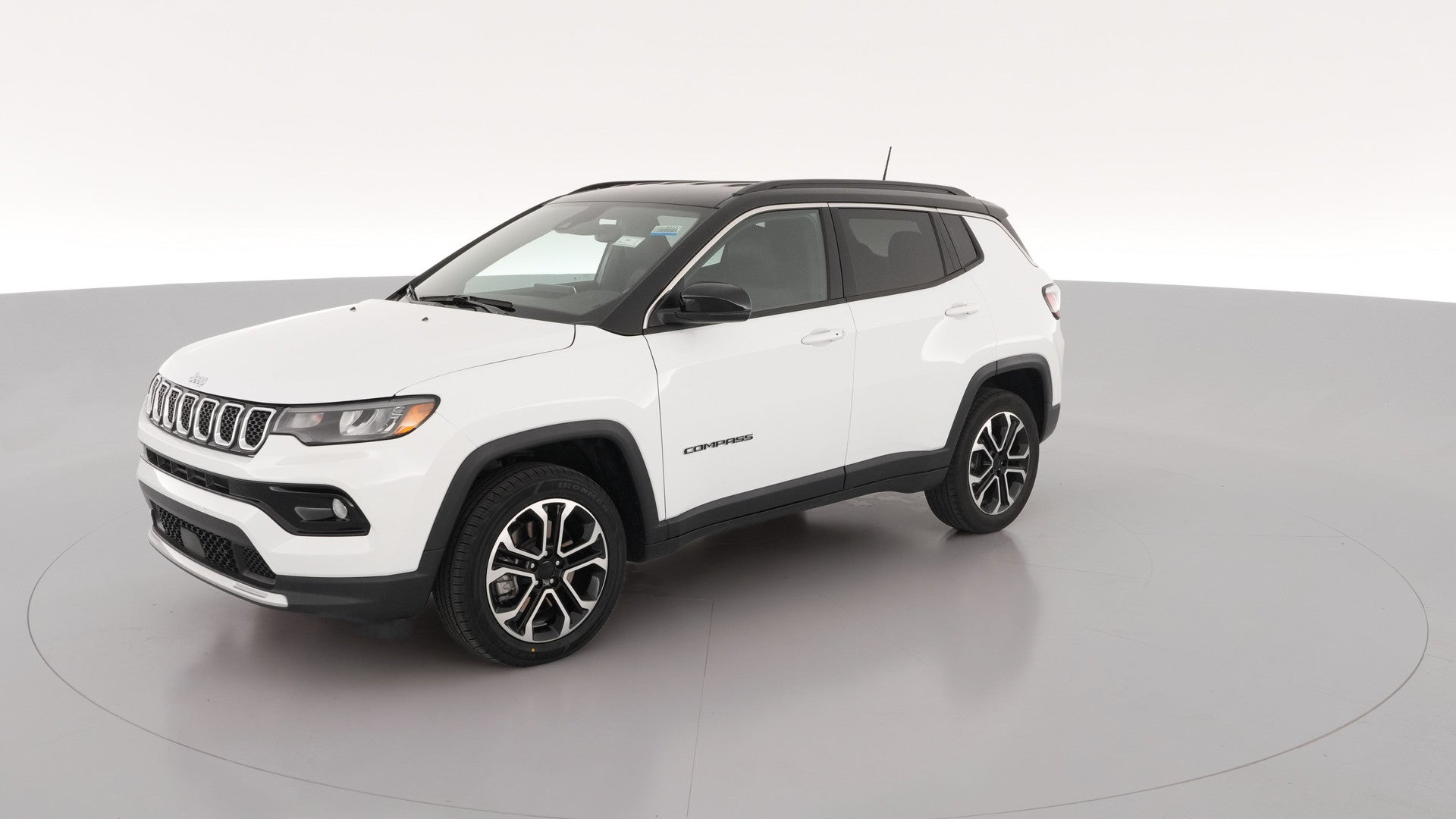 2023 Jeep Compass vehicle photo
