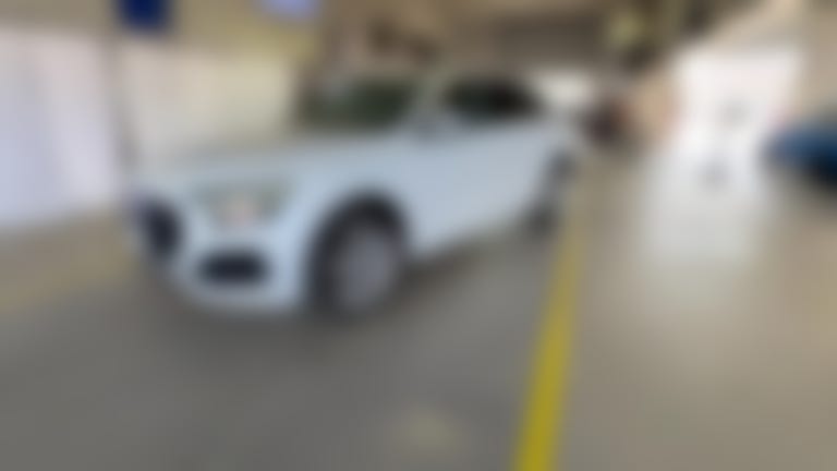 2023 Audi Q8 vehicle photo