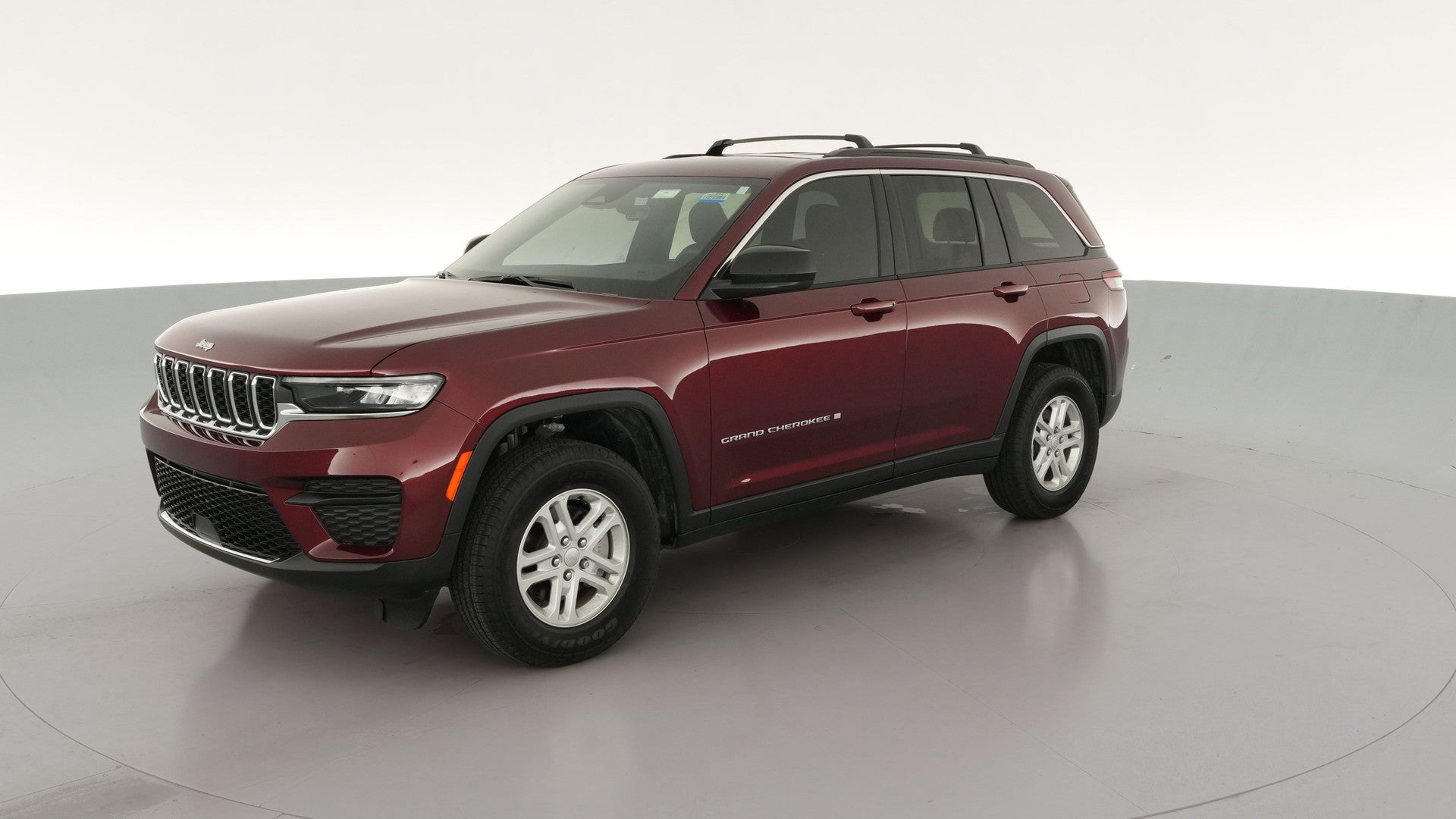 2025 Jeep Grand Cherokee vehicle photo