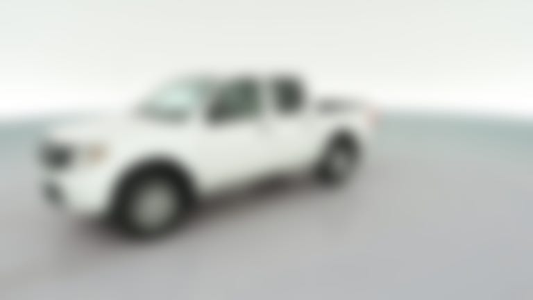 2017 Nissan Frontier Crew Cab vehicle photo