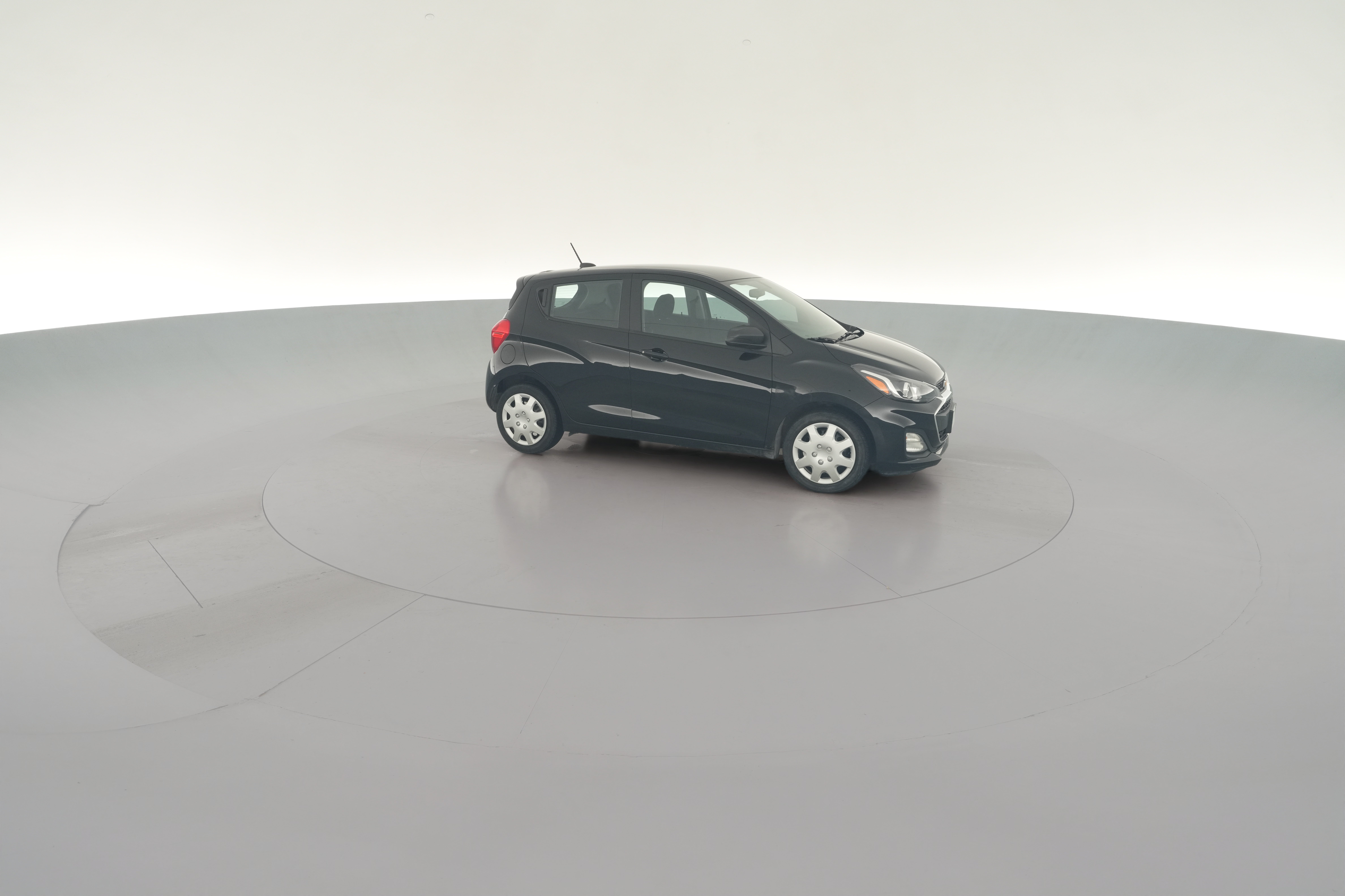 2021 Chevrolet Spark LS - Photo 30