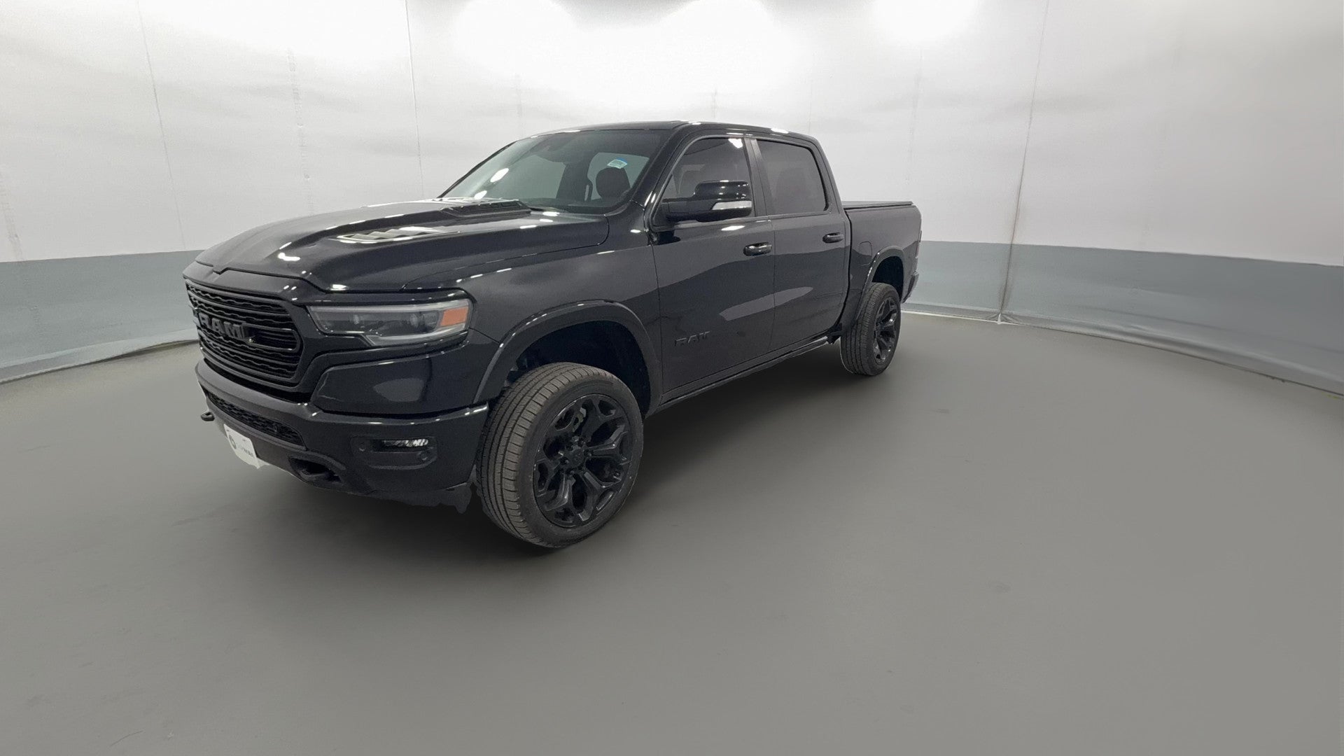 2021 Ram 1500 Crew Cab vehicle photo