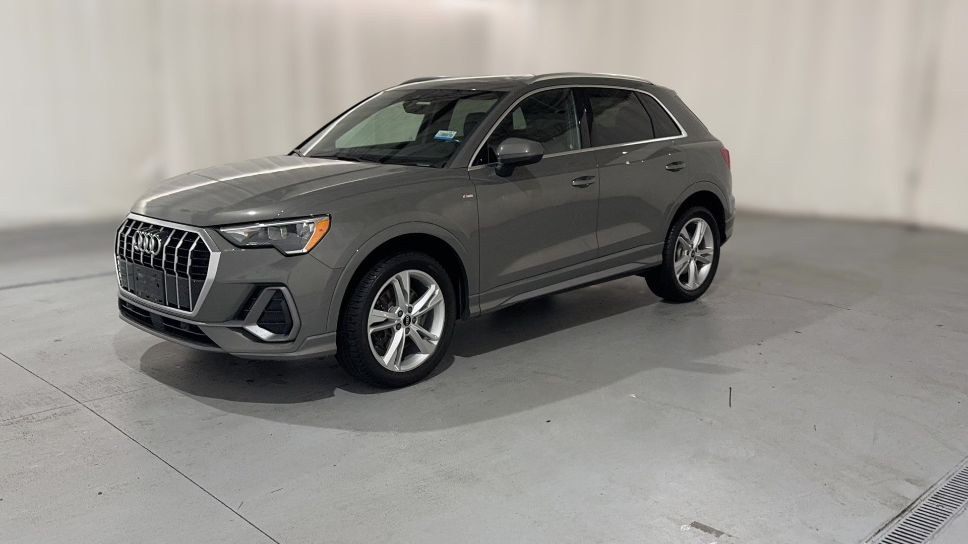 2021 Audi Q3 vehicle photo