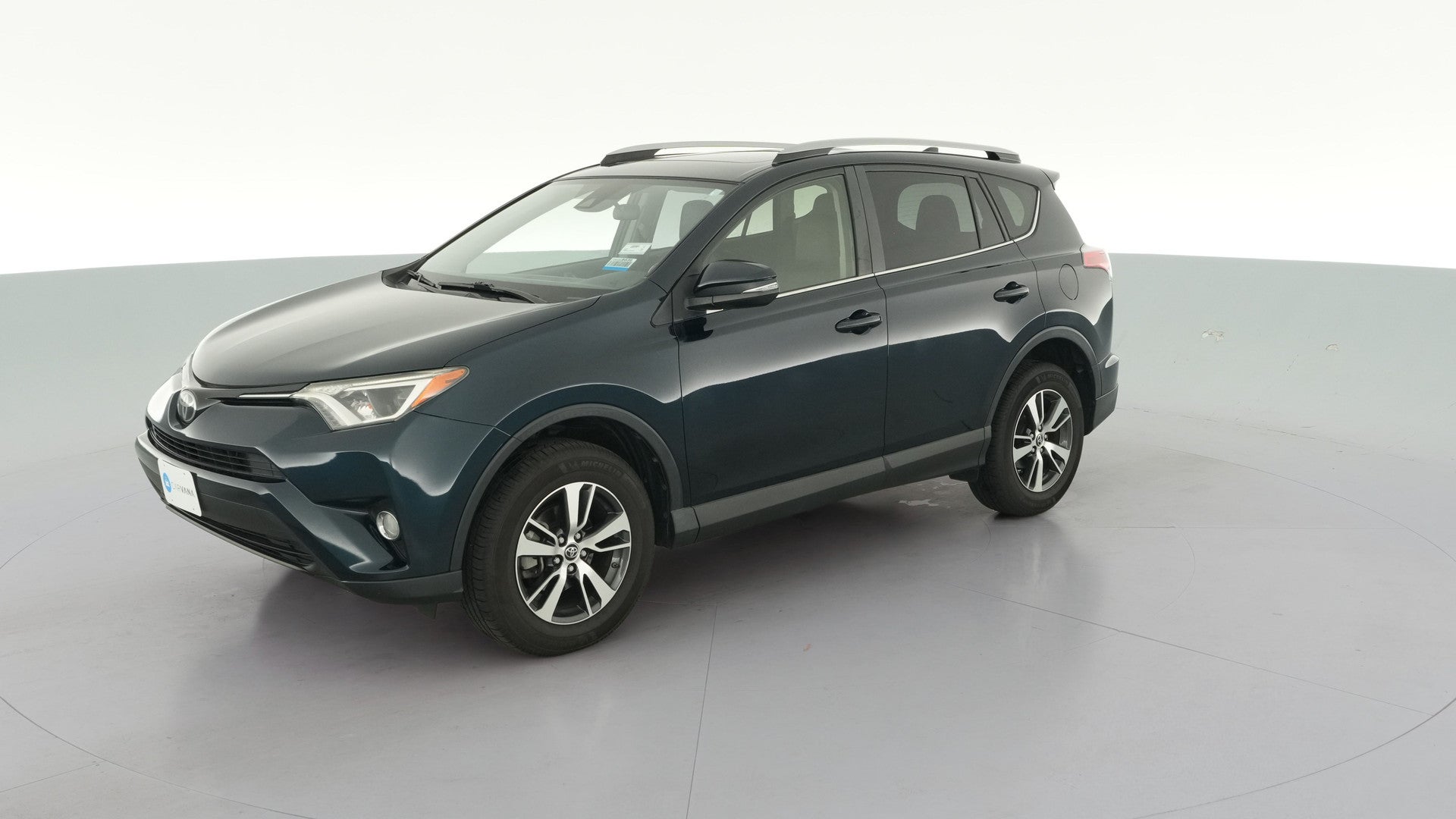2018 Toyota RAV4 vehicle photo