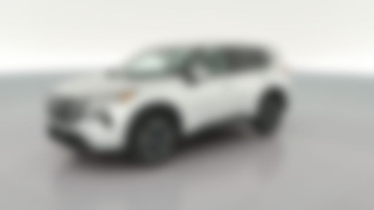 2025 Nissan Rogue vehicle photo