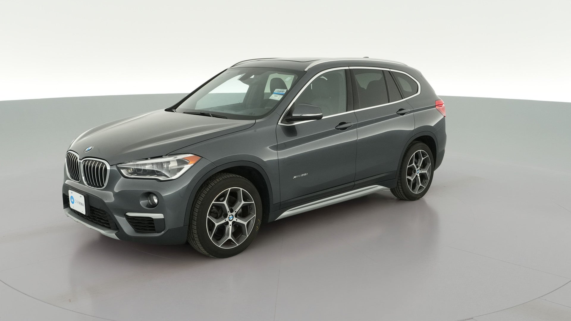 2016 BMW X1 vehicle photo