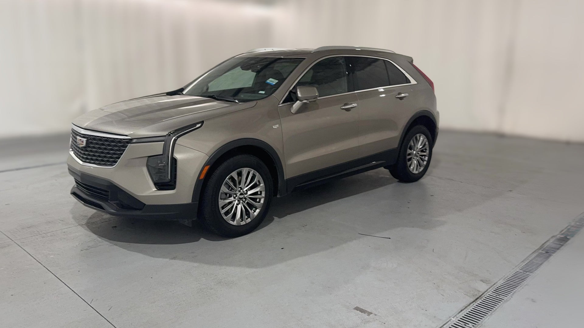 2025 Cadillac XT4 vehicle photo