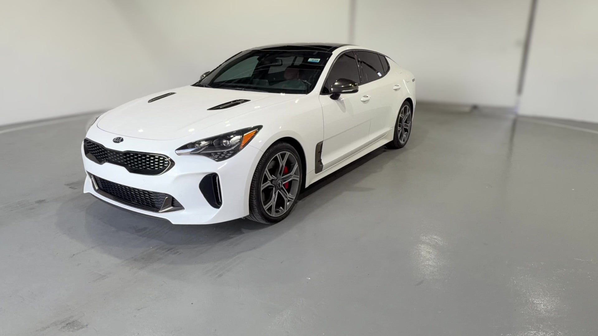2020 Kia Stinger vehicle photo
