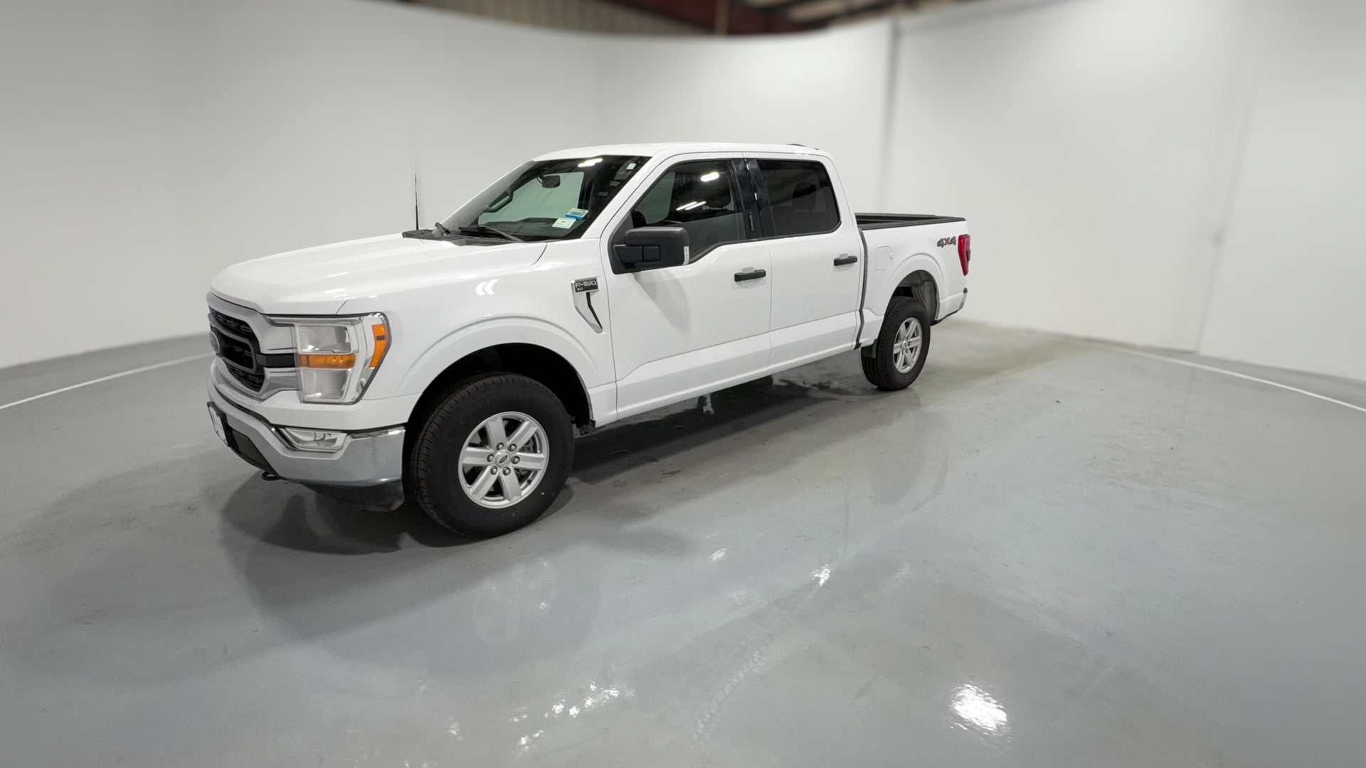 2021 Ford F150 SuperCrew Cab vehicle photo