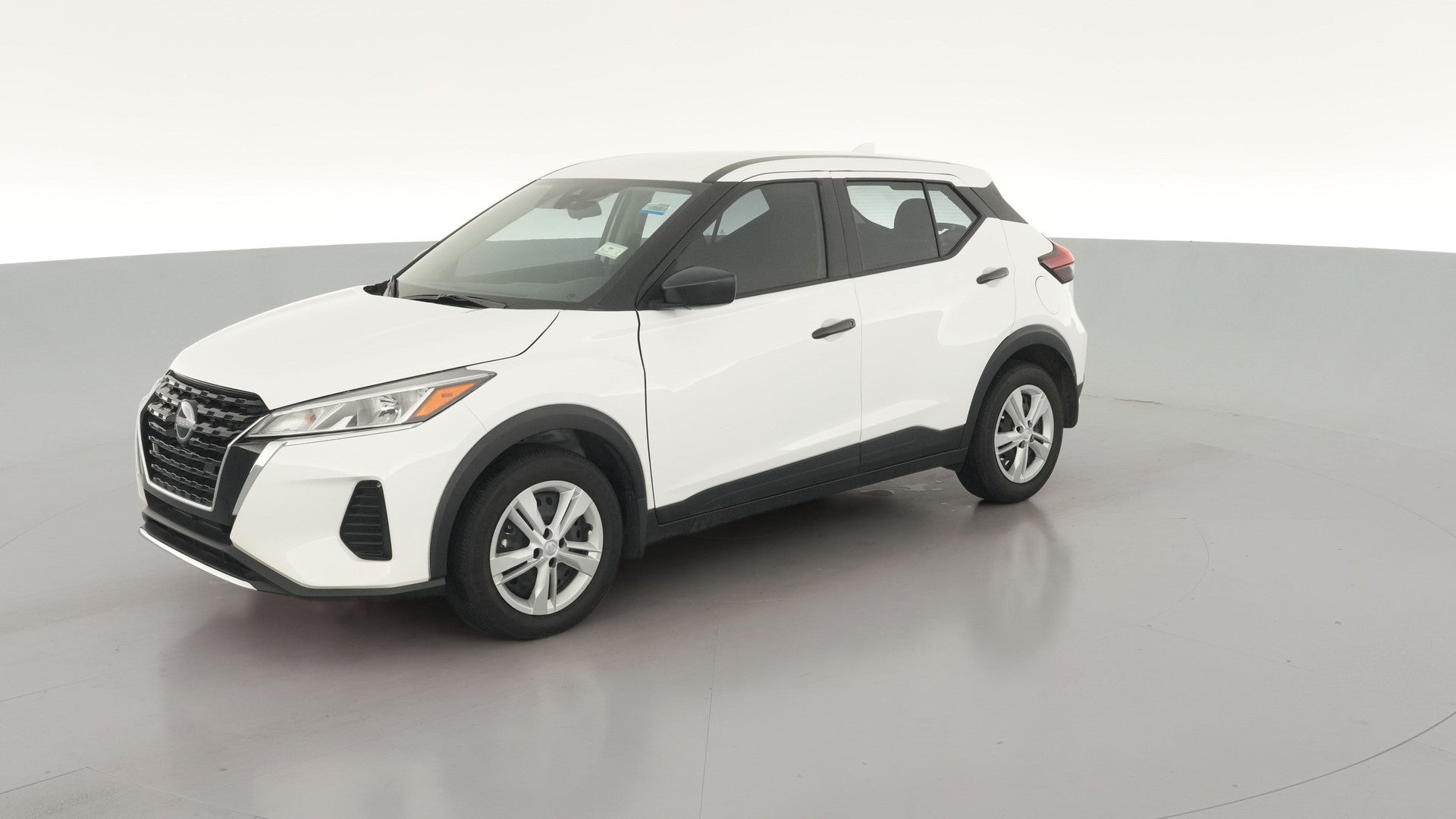 2024 Nissan Kicks vehicle photo
