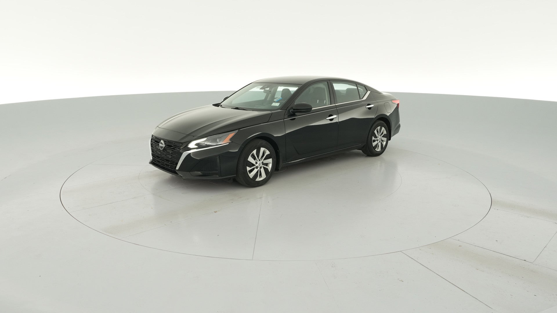 2023 Nissan Altima vehicle photo