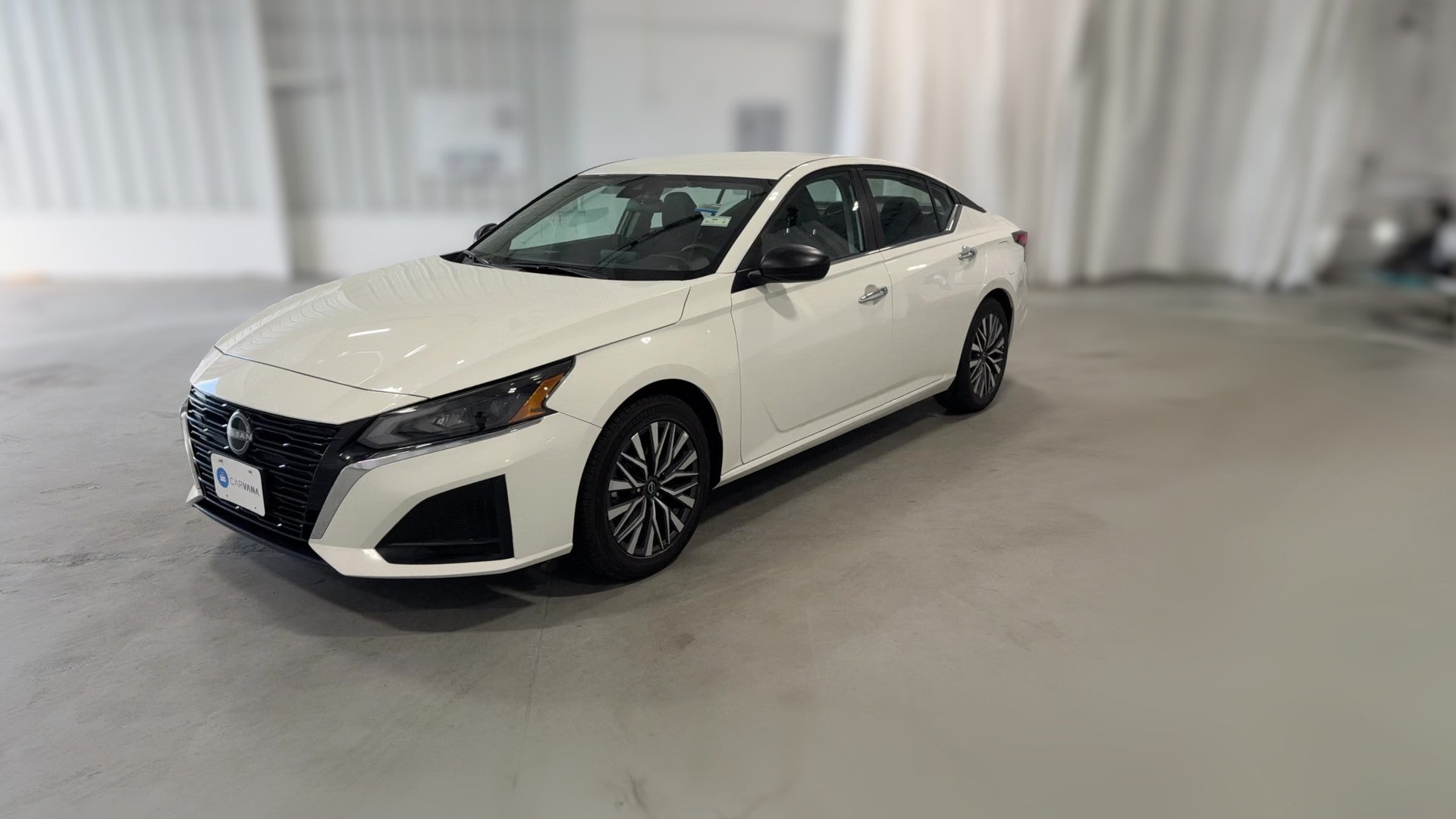 2025 Nissan Altima vehicle photo